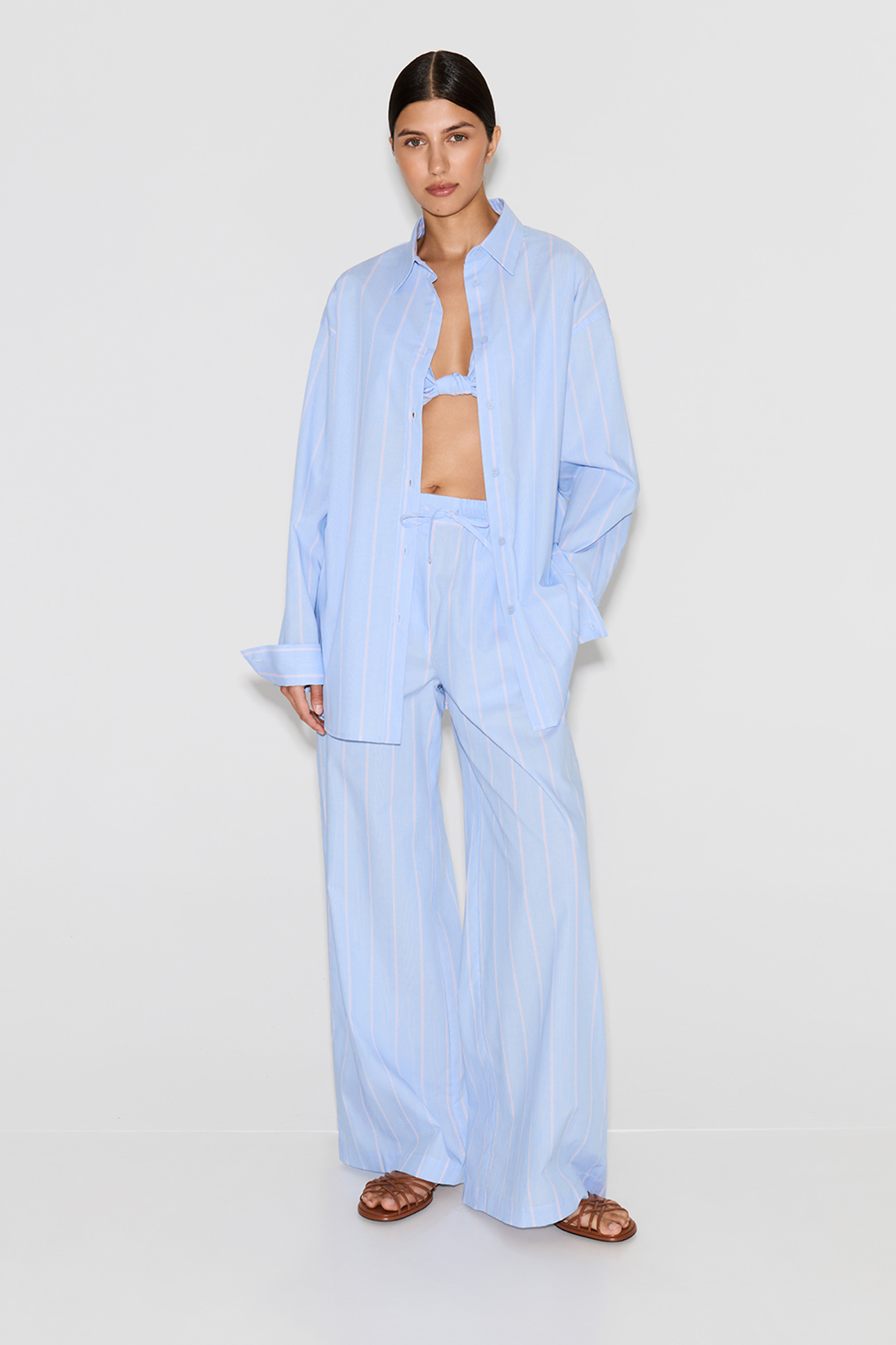 Брюки из хлопка в полоску голубого цвета, L
Брюки из хлопка в полоску голубого цвета, L