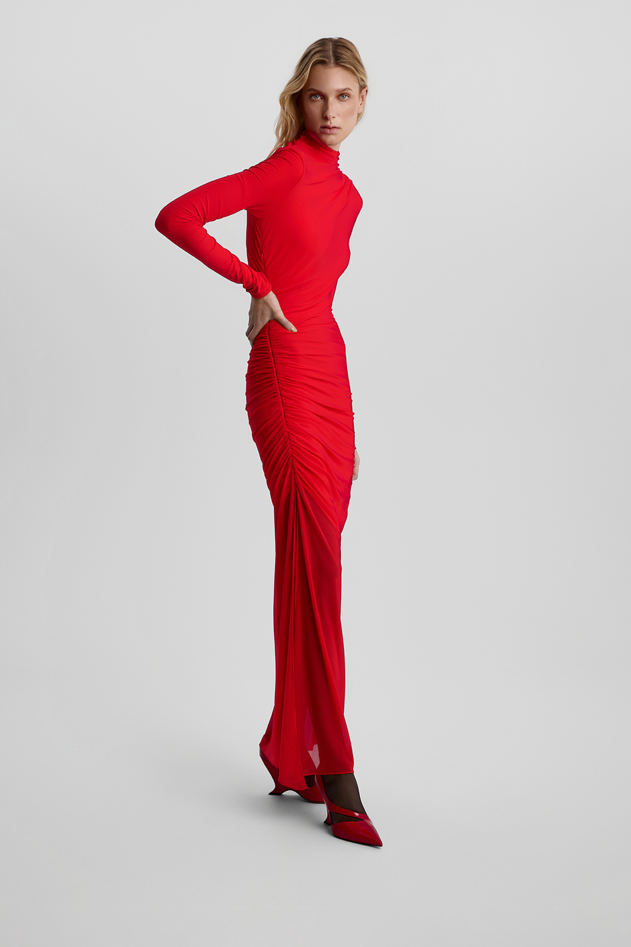 Платье миди из сетки с драпировкой красного цвета, XXS
Платье миди из сетки с драпировкой красного цвета, XXS