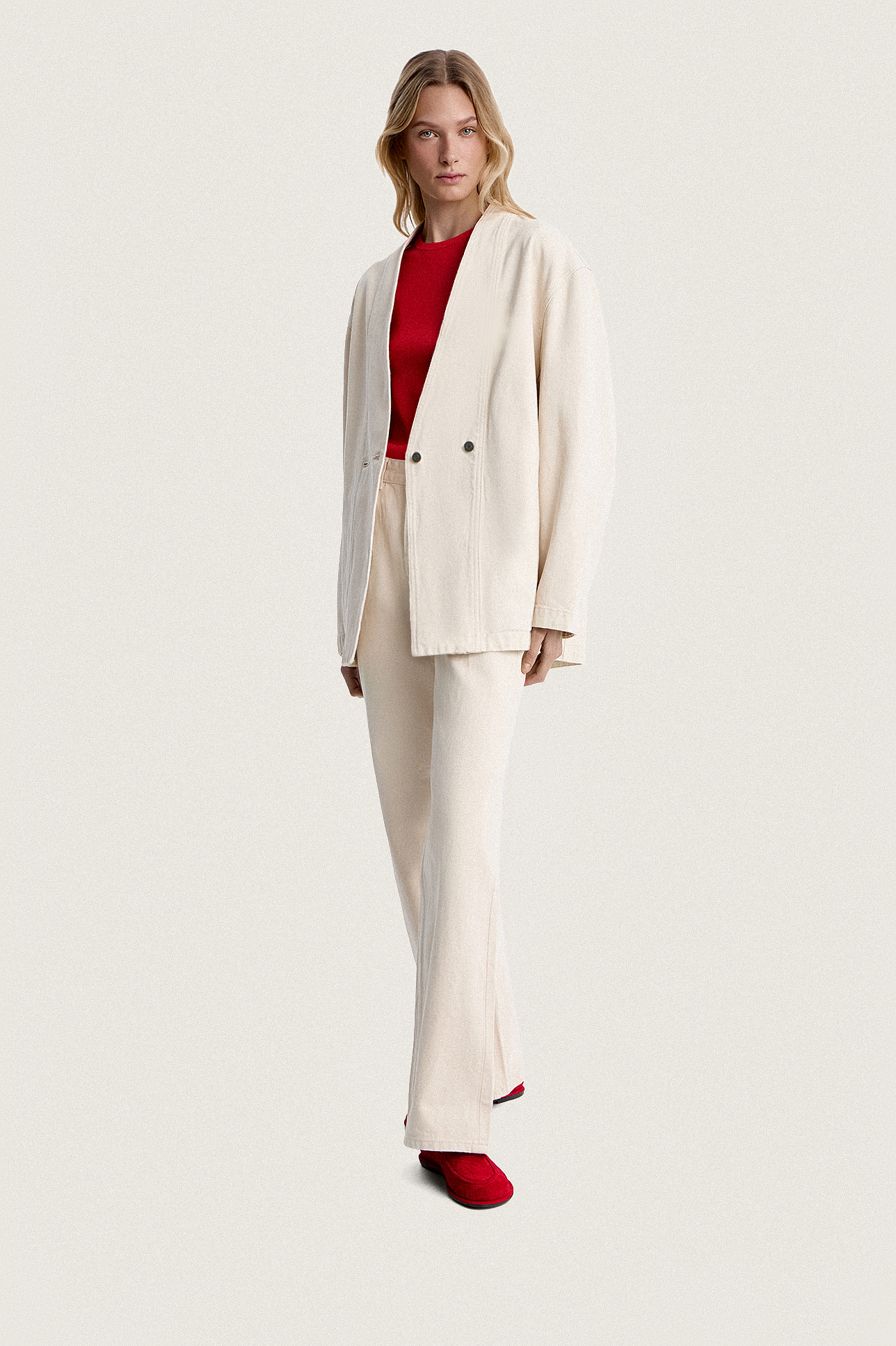 Джинсовая куртка прямого силуэта, XS
Джинсовая куртка прямого силуэта, XS