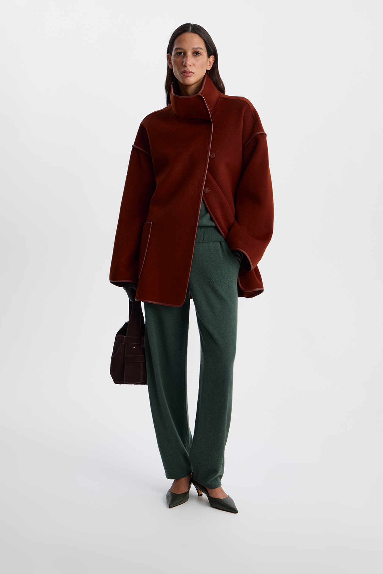 Брюки из шерсти с добавлением кашемира изумрудного цвета, L
Брюки из шерсти с добавлением кашемира изумрудного цвета, L