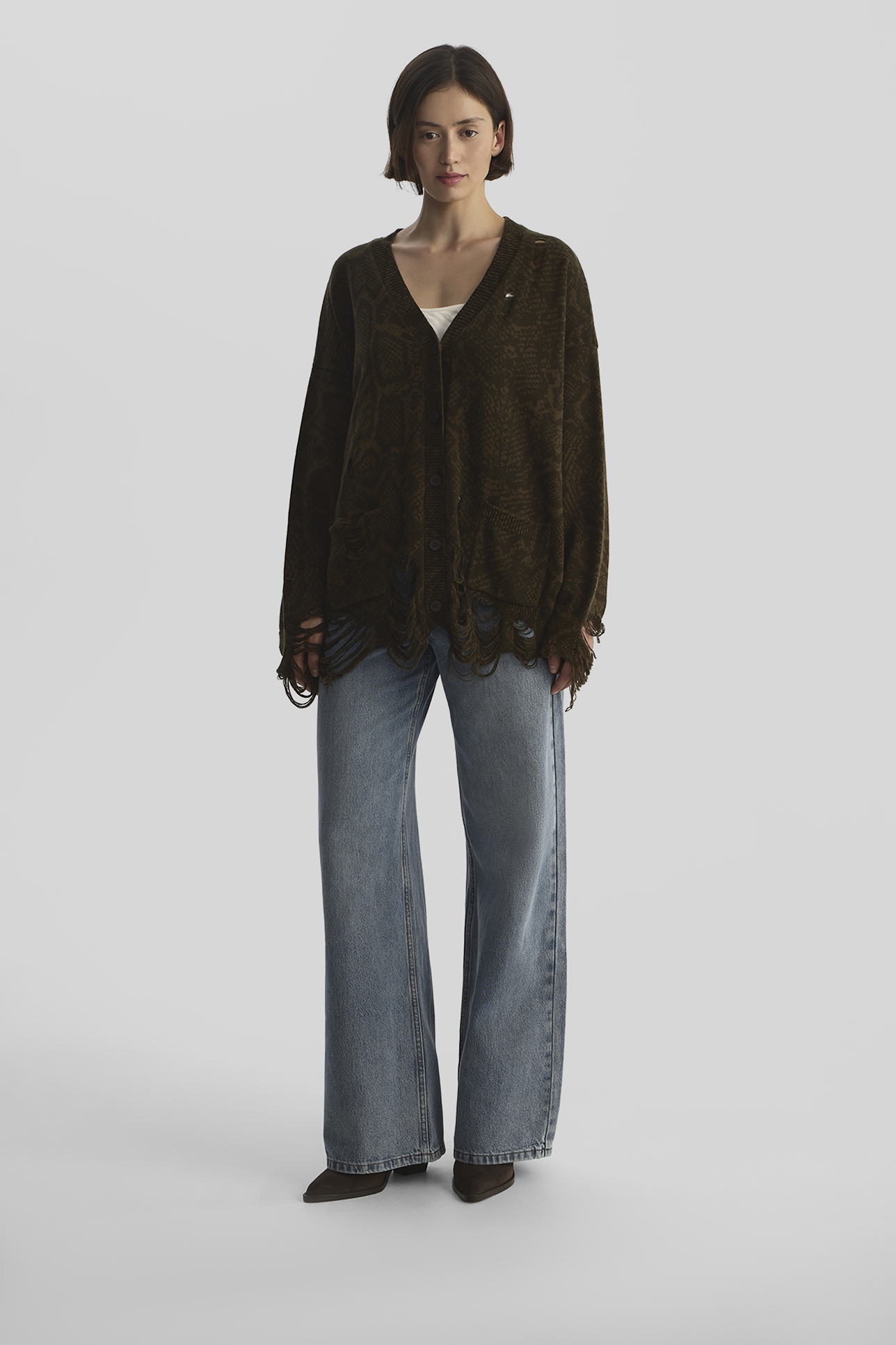 Кардиган с принтом «Змея» цвета хаки, M
Кардиган с принтом «Змея» цвета хаки, M