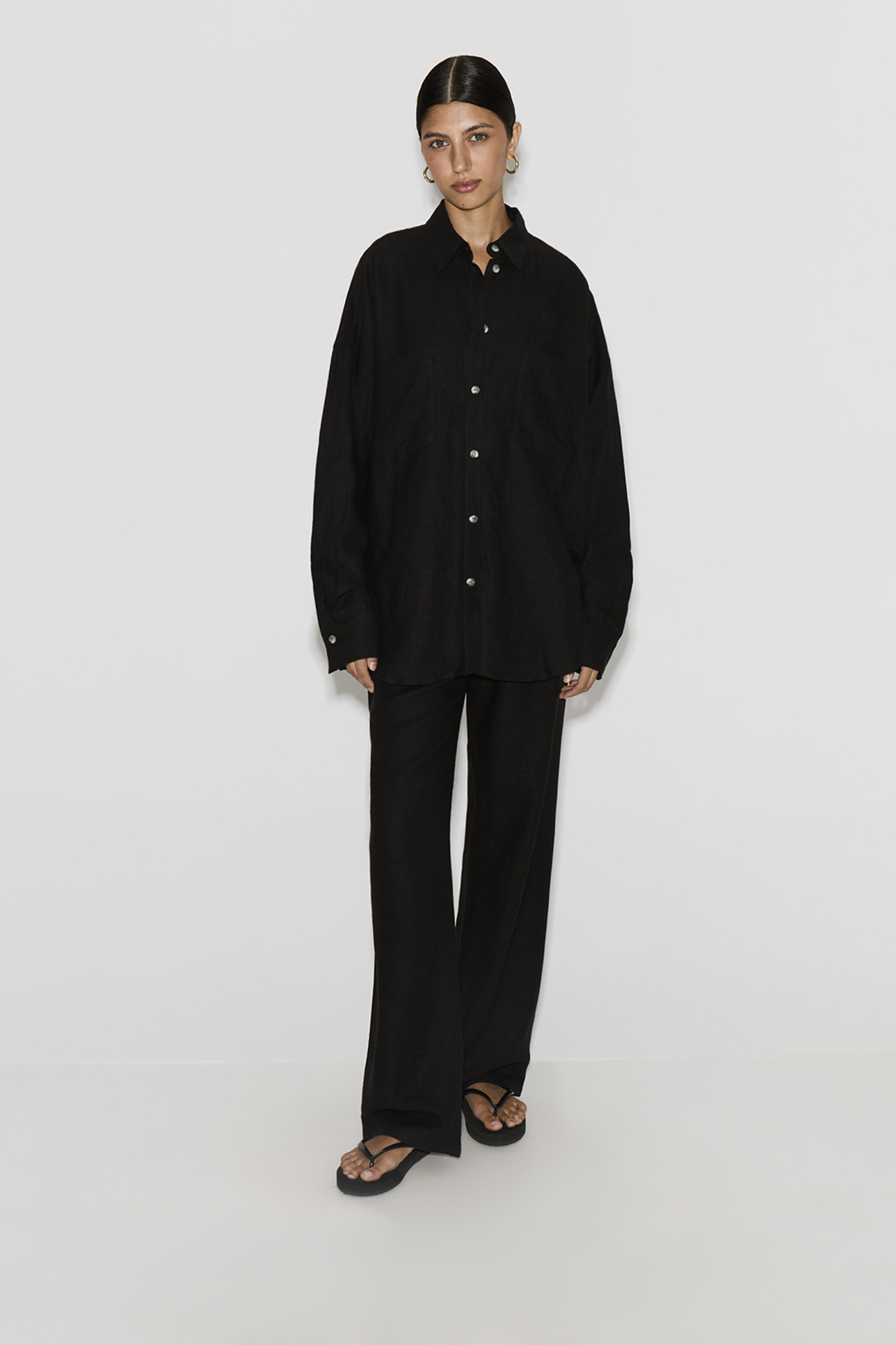 

Рубашка изо льна черного цвета, L