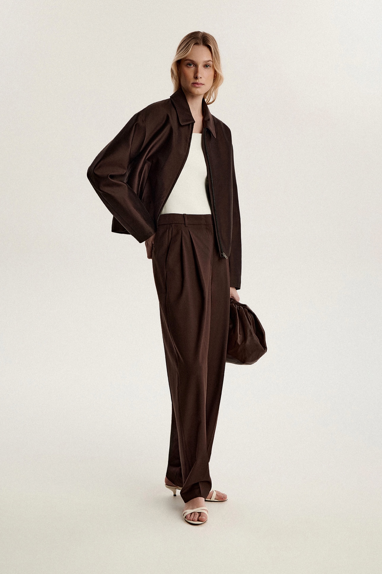 

Куртка прямого кроя из шелка и шерсти, L