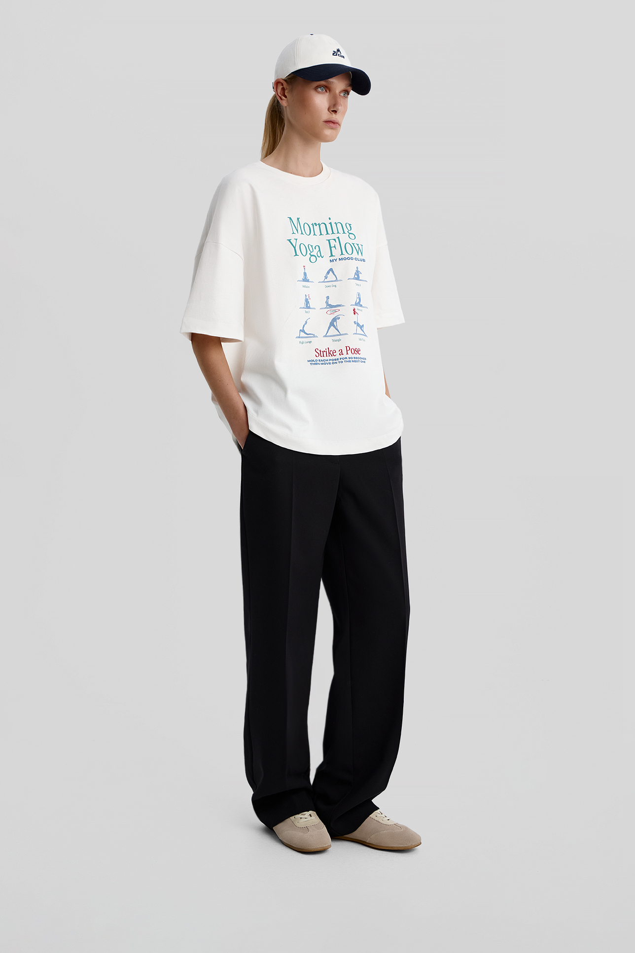 

Футболка oversize с принтом "YOGA" молочного цвета, XS