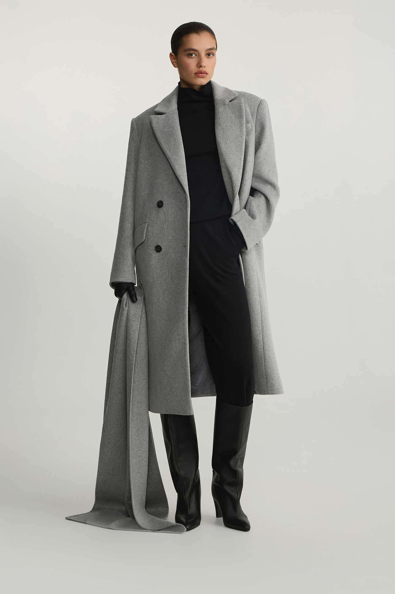 

Пальто с шарфом серого цвета, S