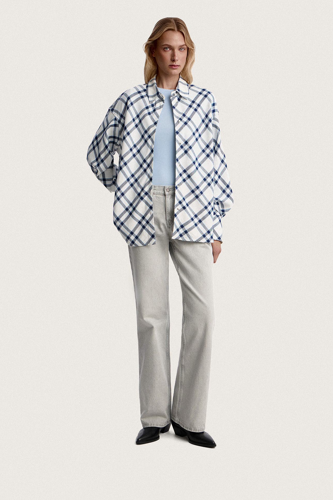 

Рубашка объемная в клетку, M