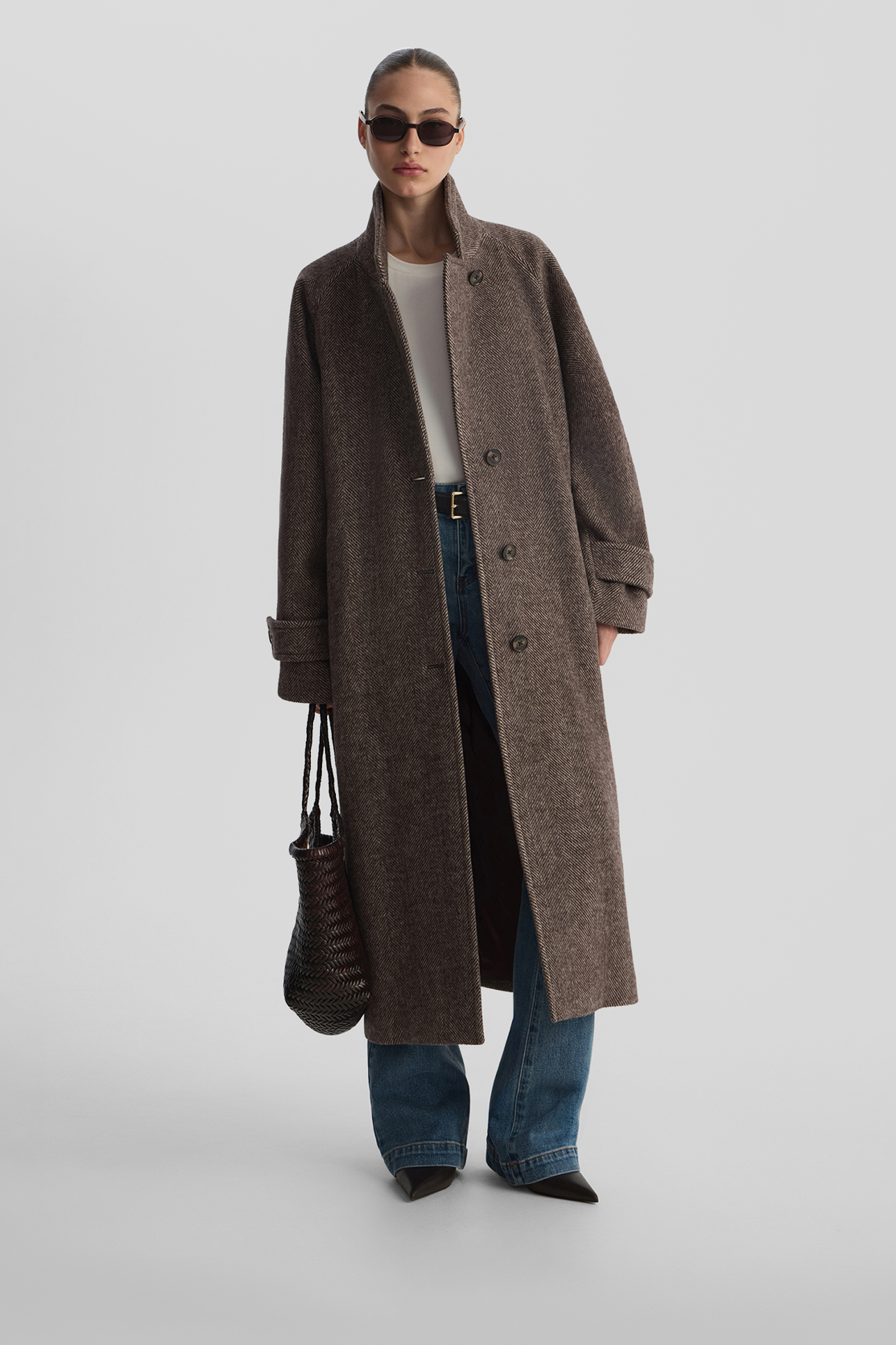 

Пальто oversize в елочку шоколадного цвета, M