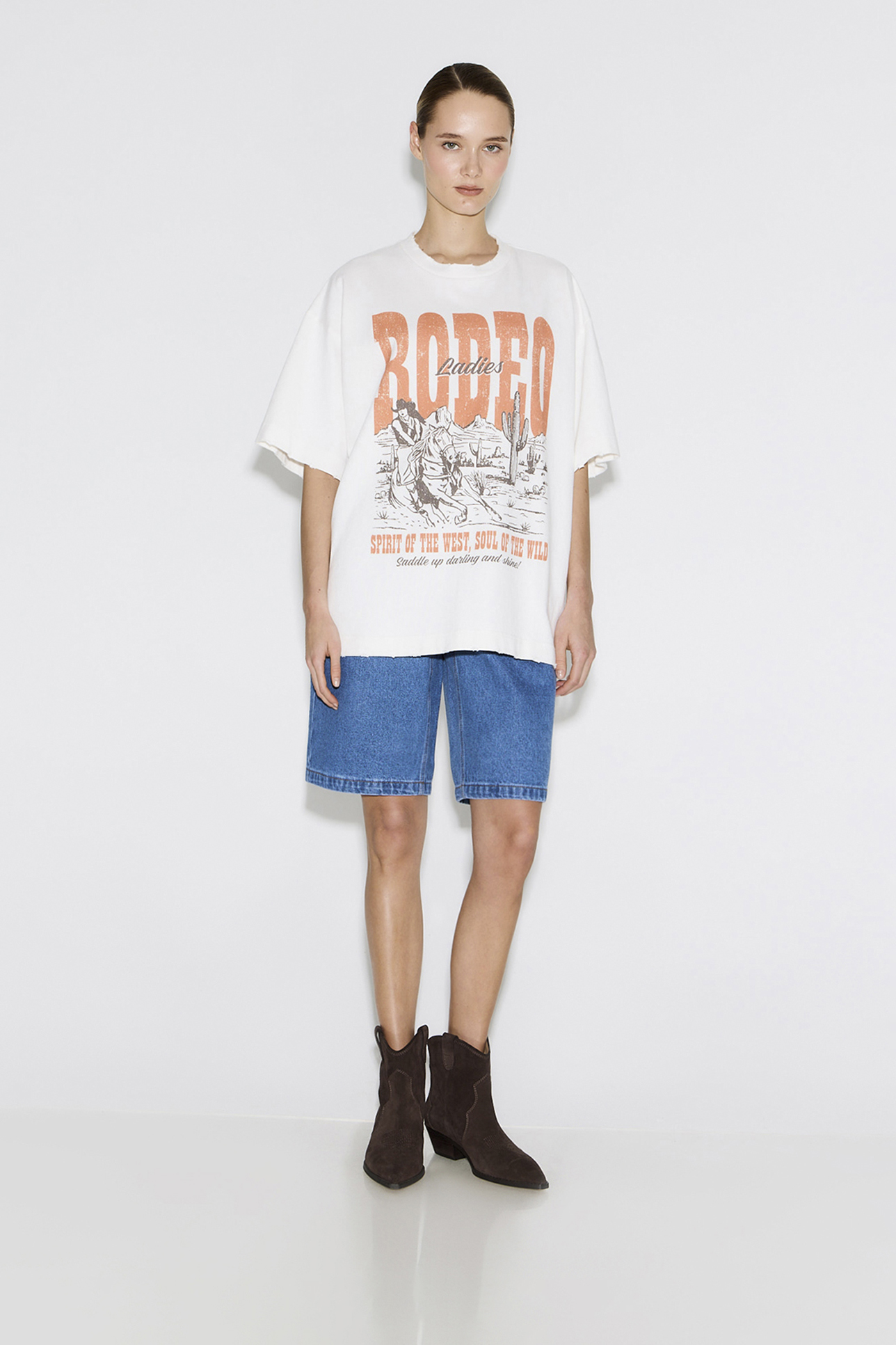 

Футболка vintage vibe с принтом Rodeo молочного цвета, S