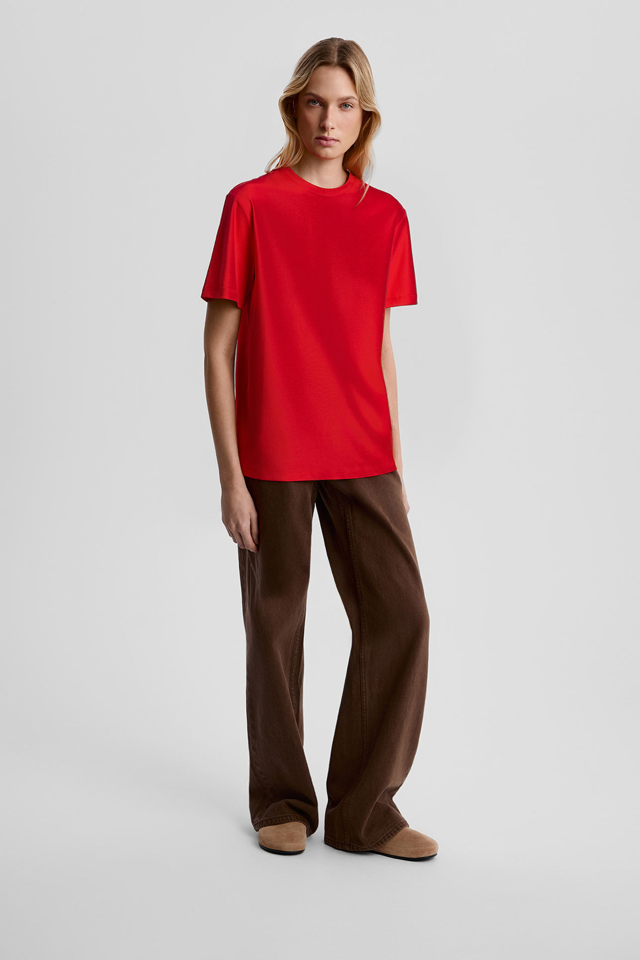 

Базовая футболка из хлопка, S