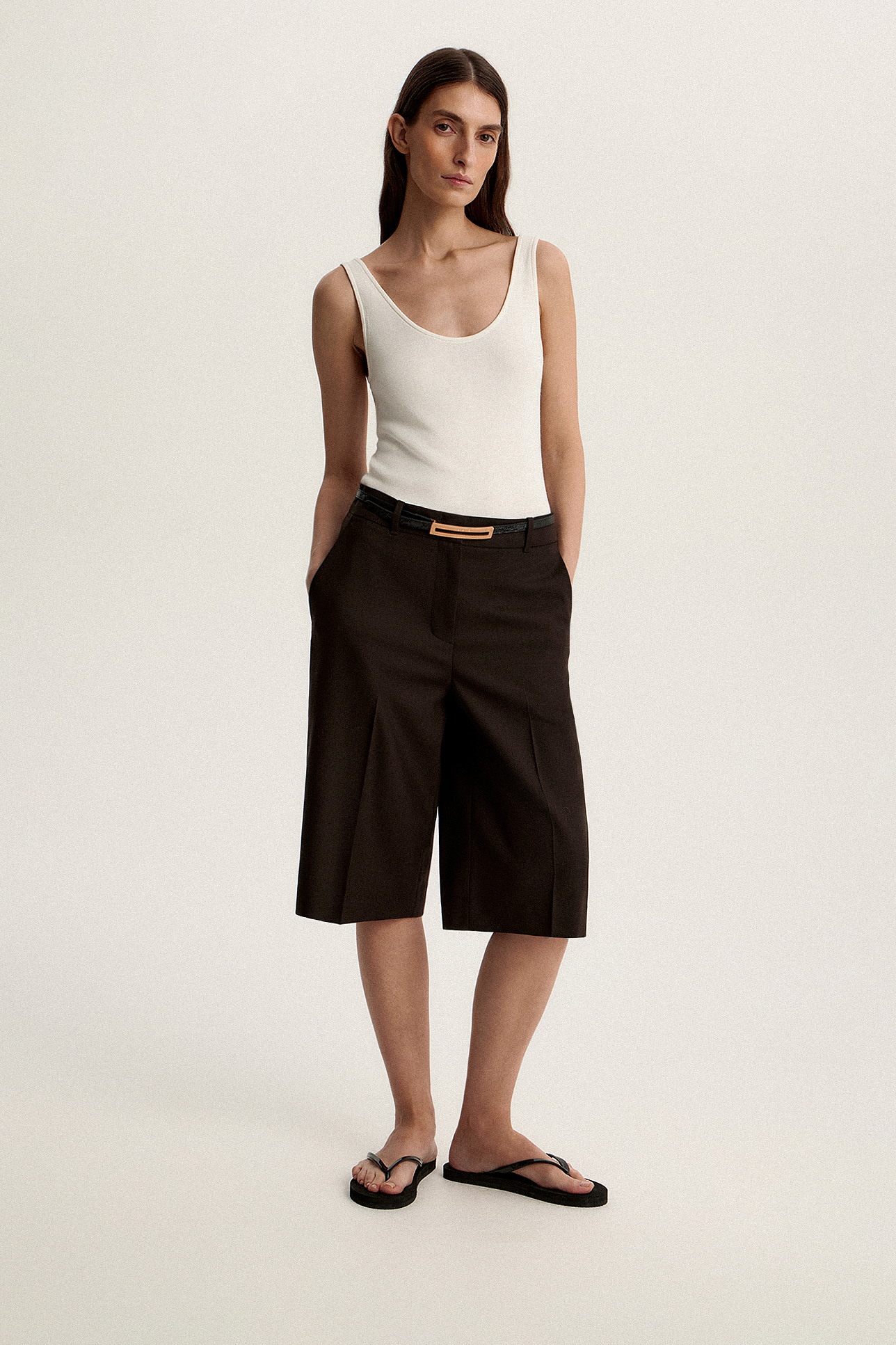 

Бермуды со стрелками коричневого цвета, XXS