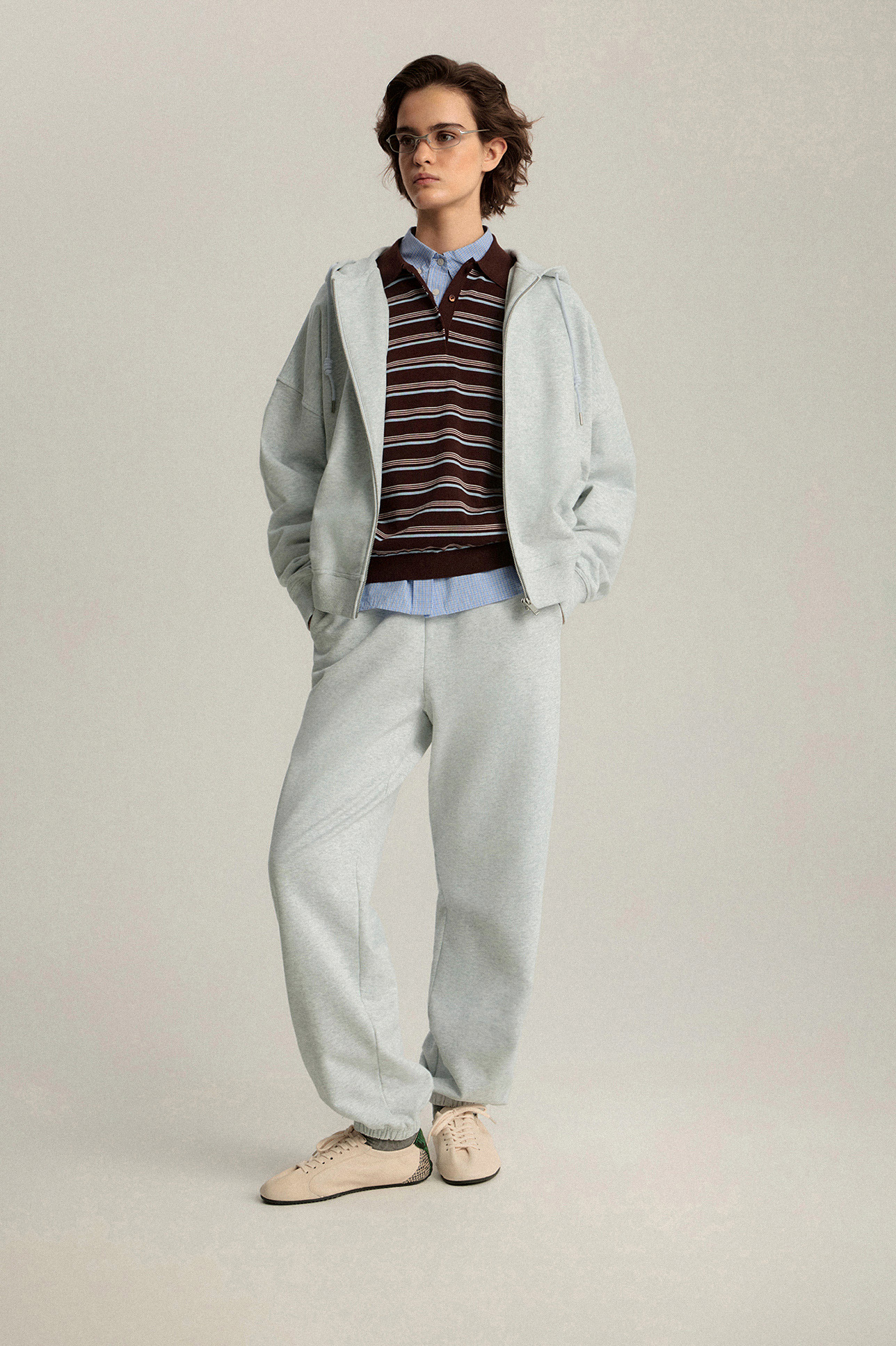 

Худи на молнии с вышивкой, S