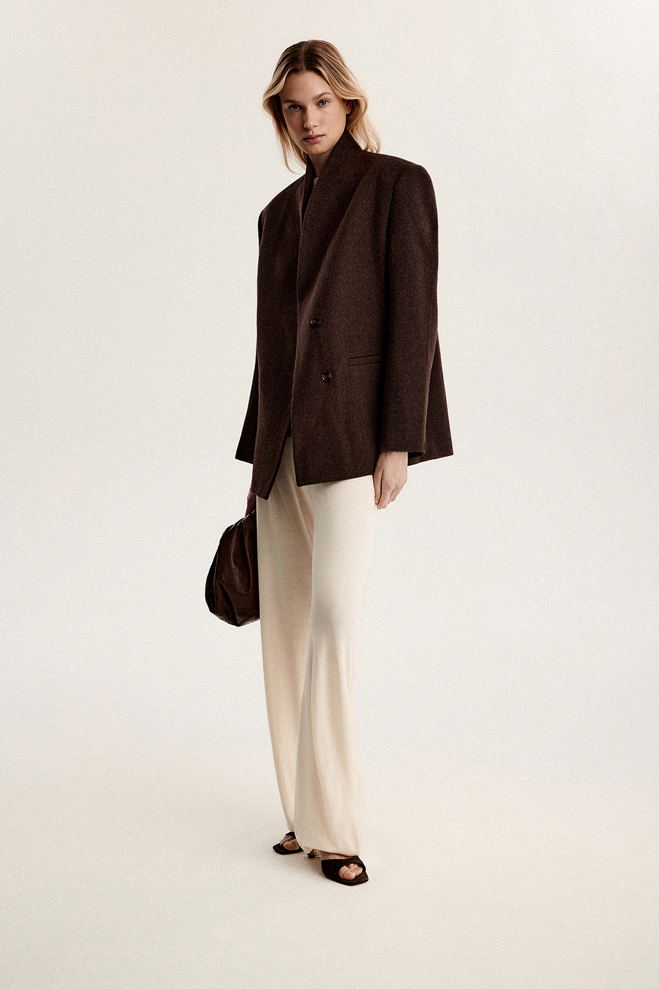 

Брюки свободные из шелка и вискозы, S