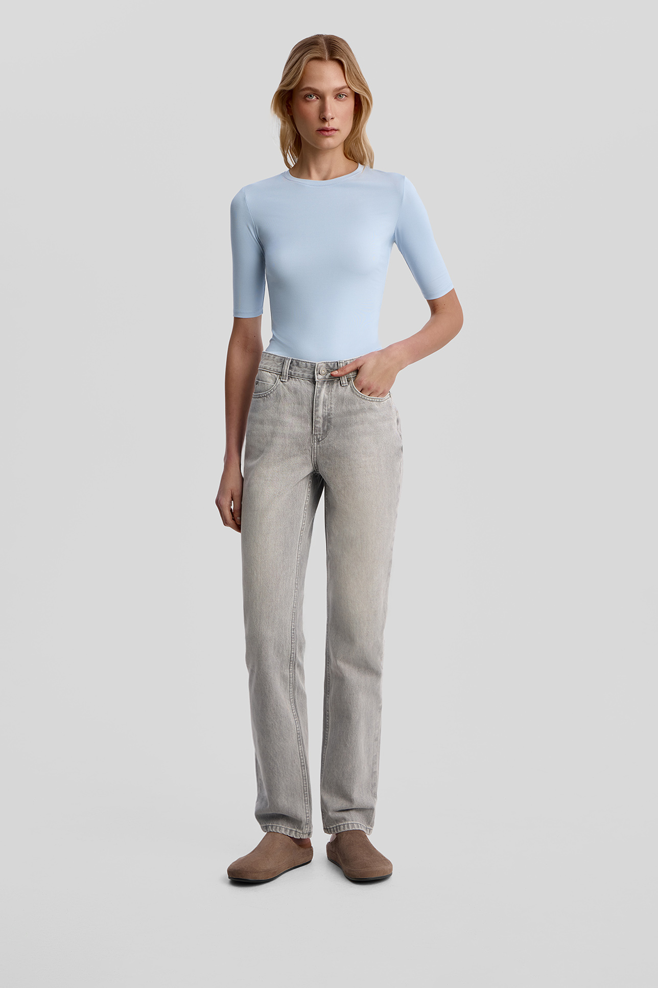 

Футболка Slim Fit с удлиненным рукавом, XS