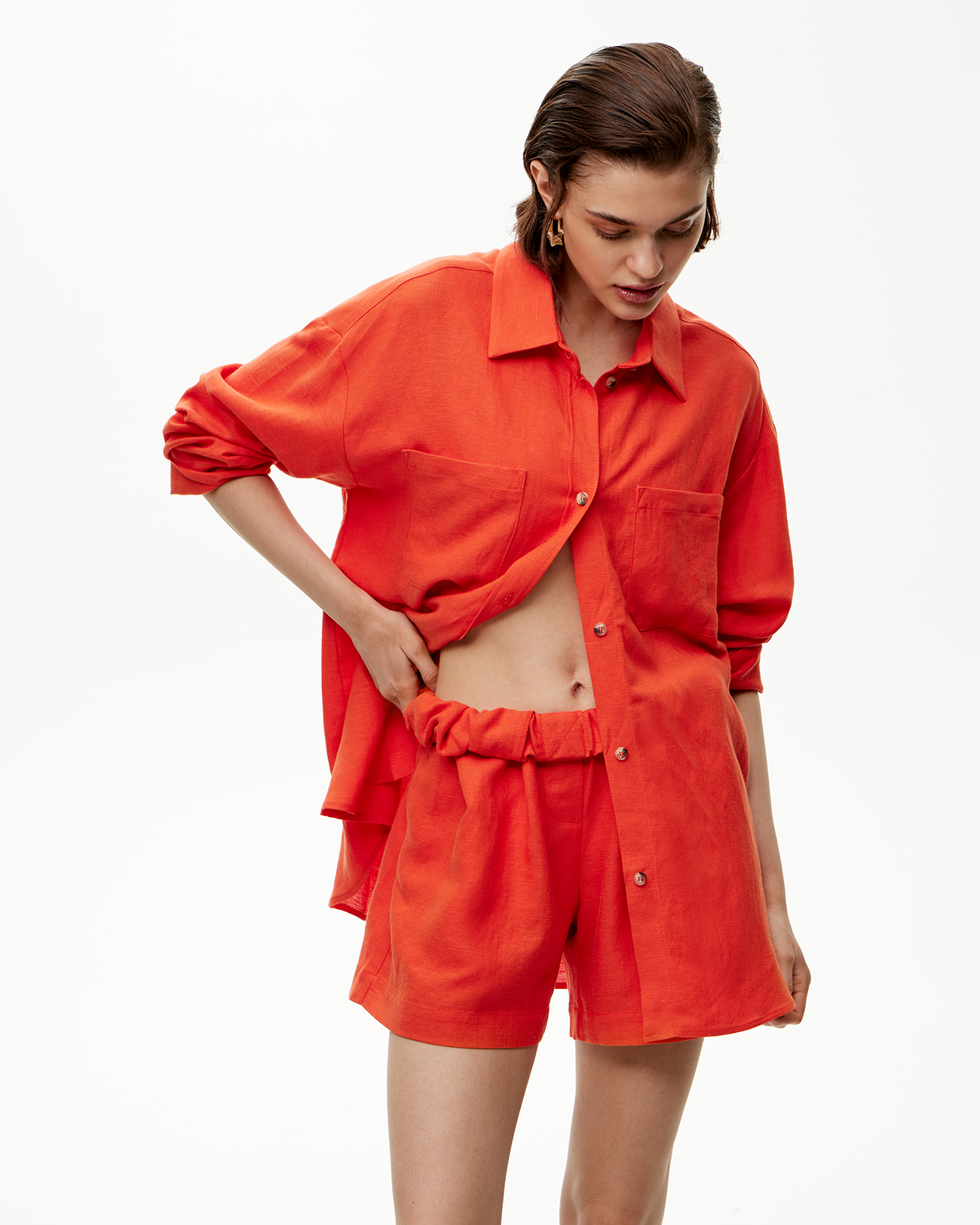 

Комплект: рубашка и шорты морковного цвета, XS
