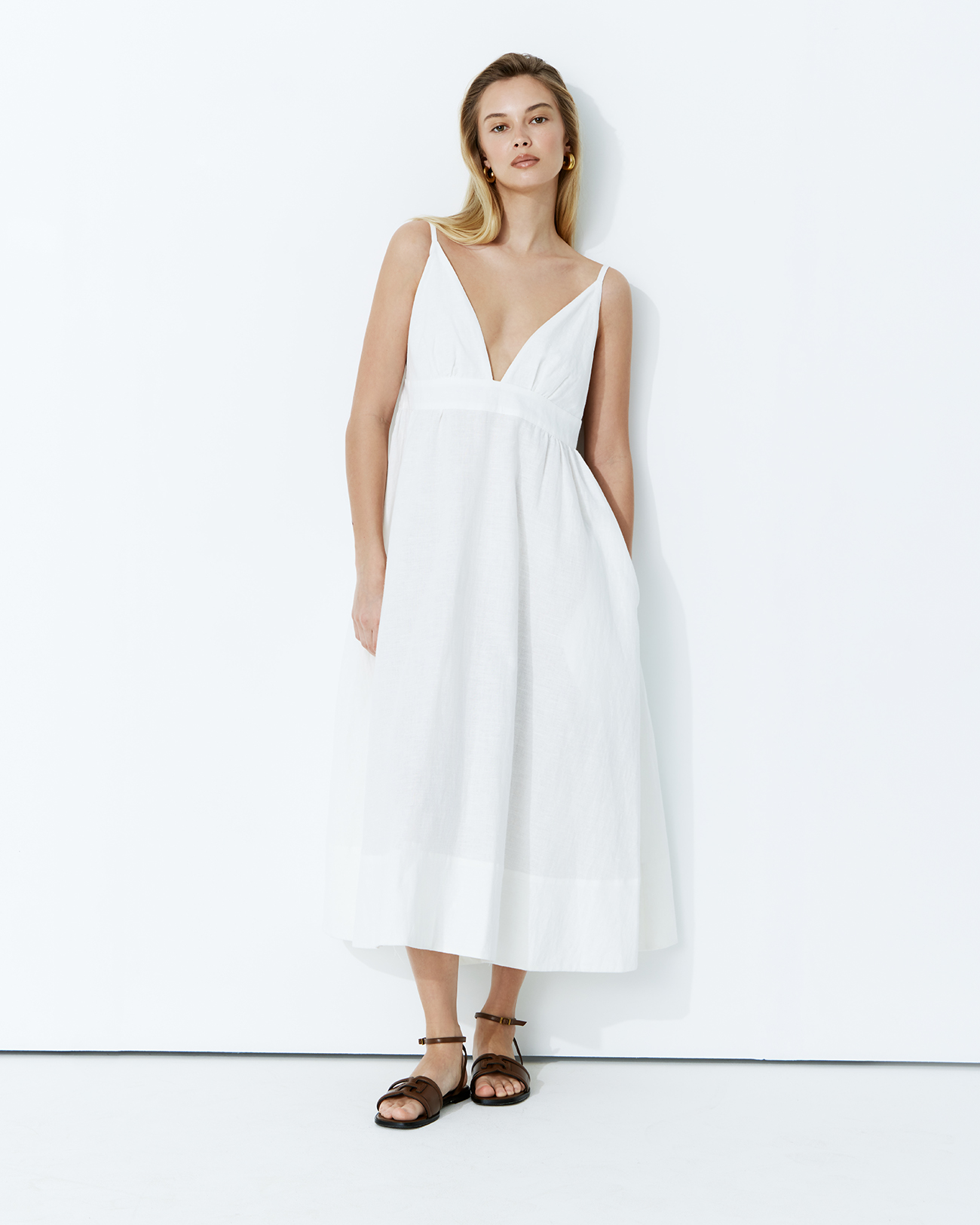 

Платье-сарафан миди молочного цвета, M