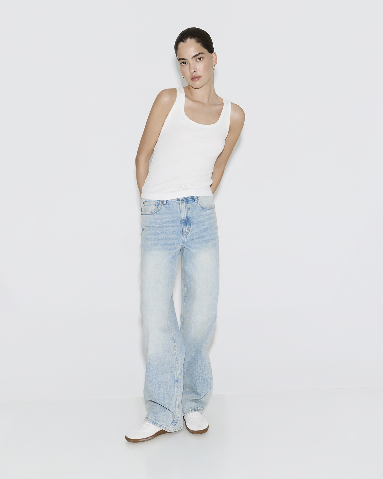 

Майка базовая молочного цвета, XS