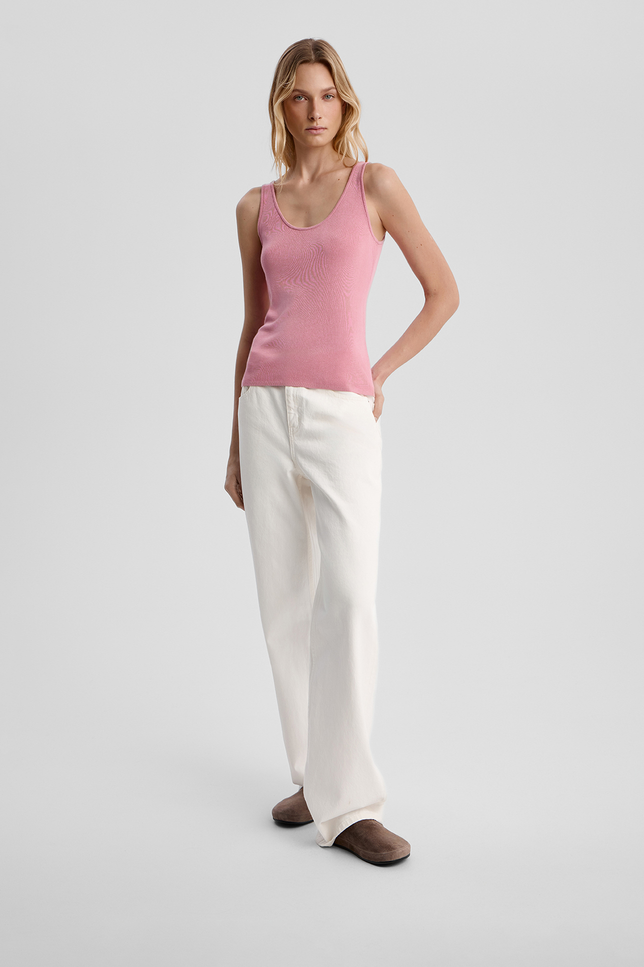 

Майка приталенного силуэта, S