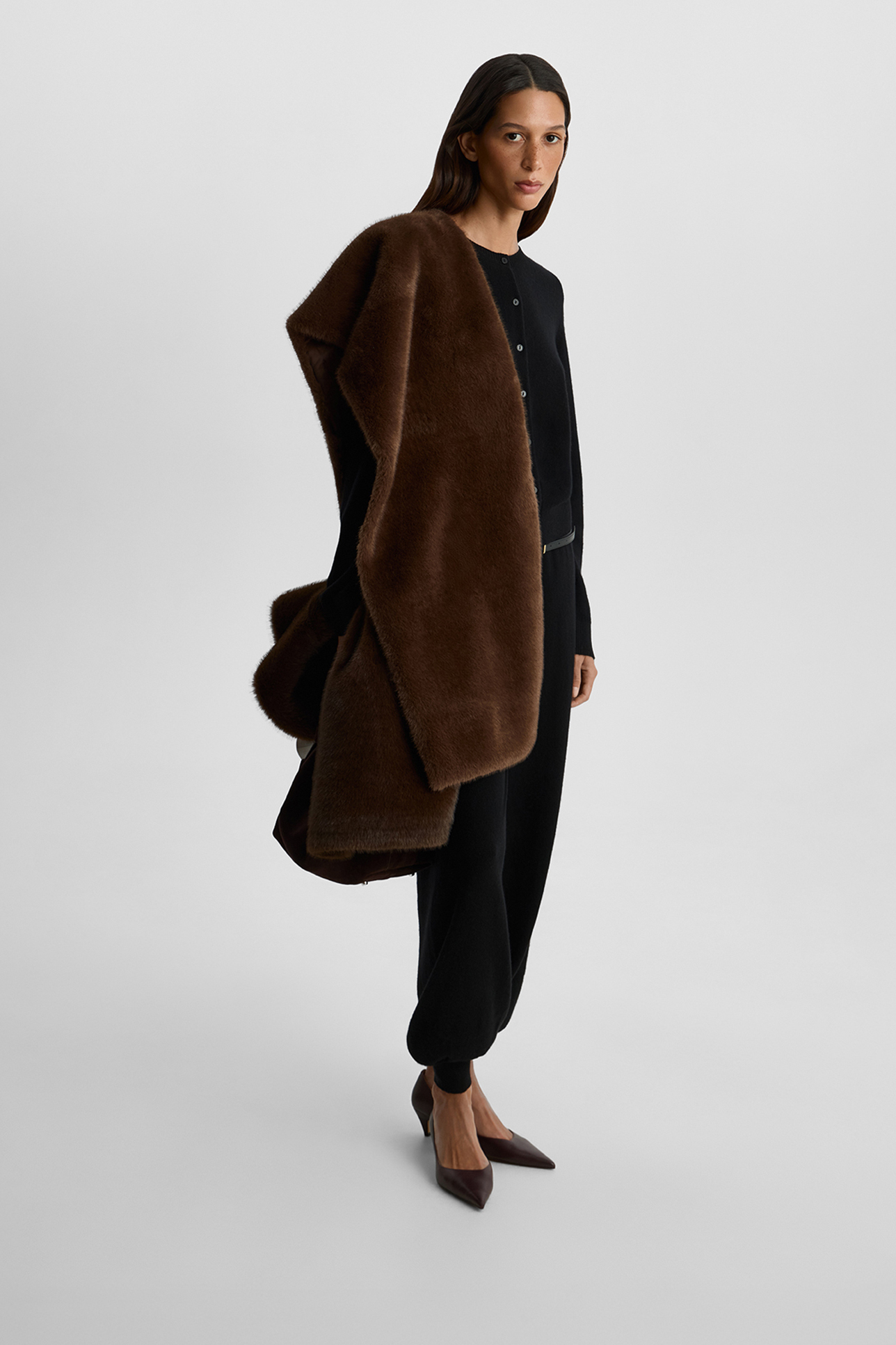 

Брюки-аладдины из шерсти с добавлением кашемира черного цвета, M