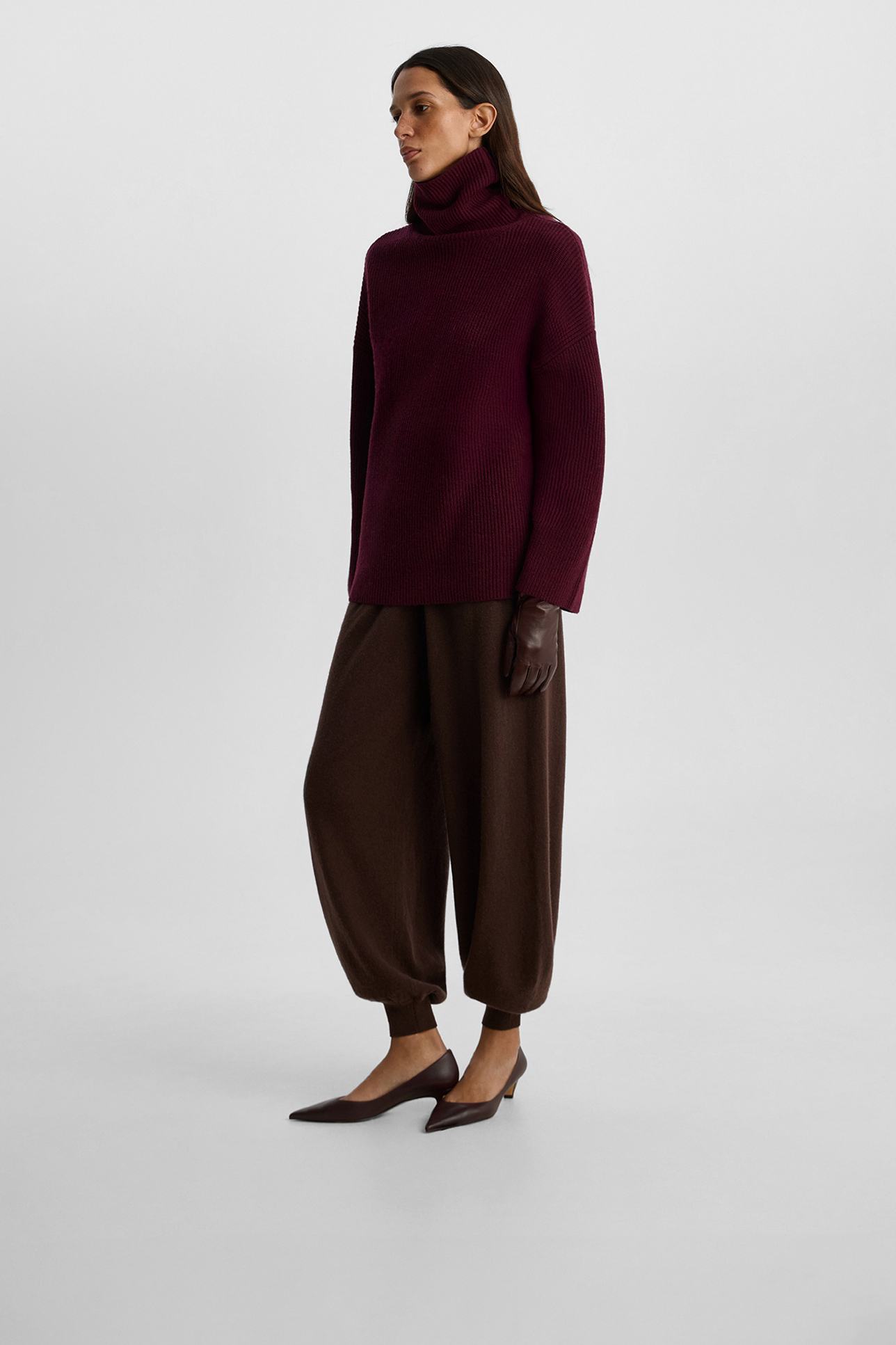 

Свитер oversize с широким рукавом сливового цвета, S