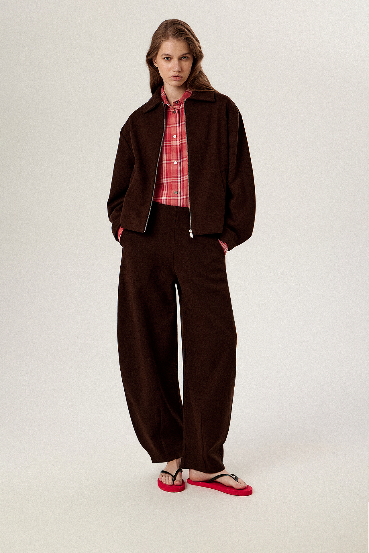 

Брюки широкие шоколадного цвета, M