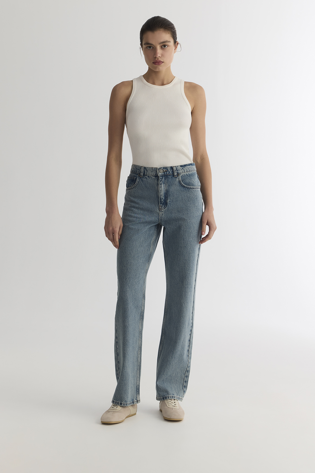 

Джинсы Straight Fit ST100 голубого цвета, 26/32