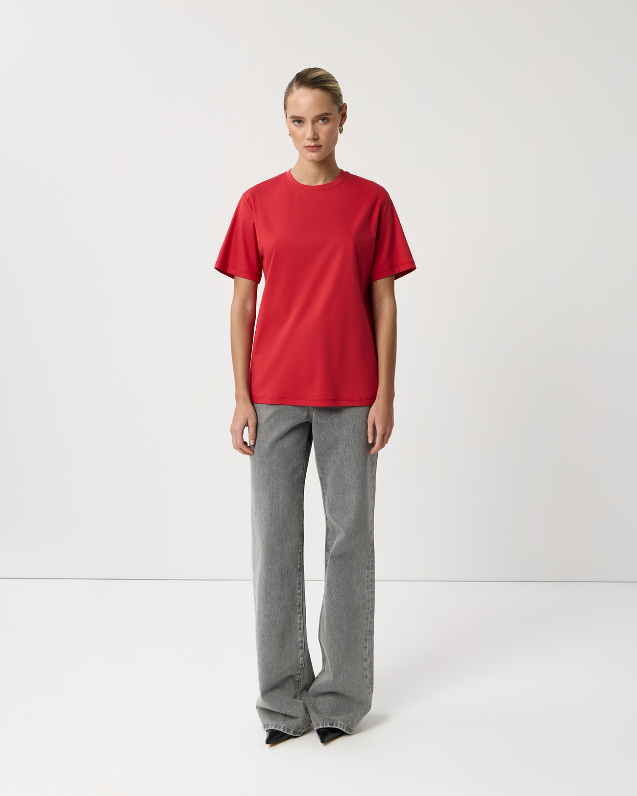 

Футболка relaxed vibe красного цвета, XXS