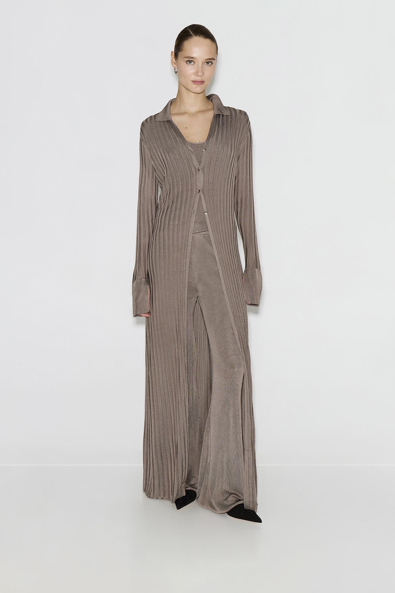 

Кардиган из гладкой вискозы кофейного цвета, M