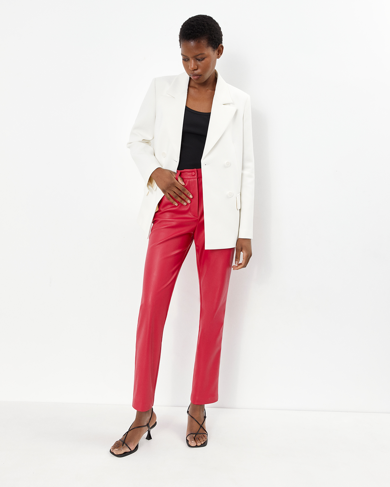 

Брюки из эко-кожи малинового цвета, XS