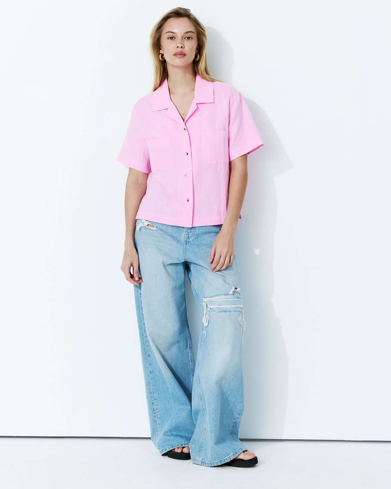 

Рубашка льняная укороченная розового цвета, S