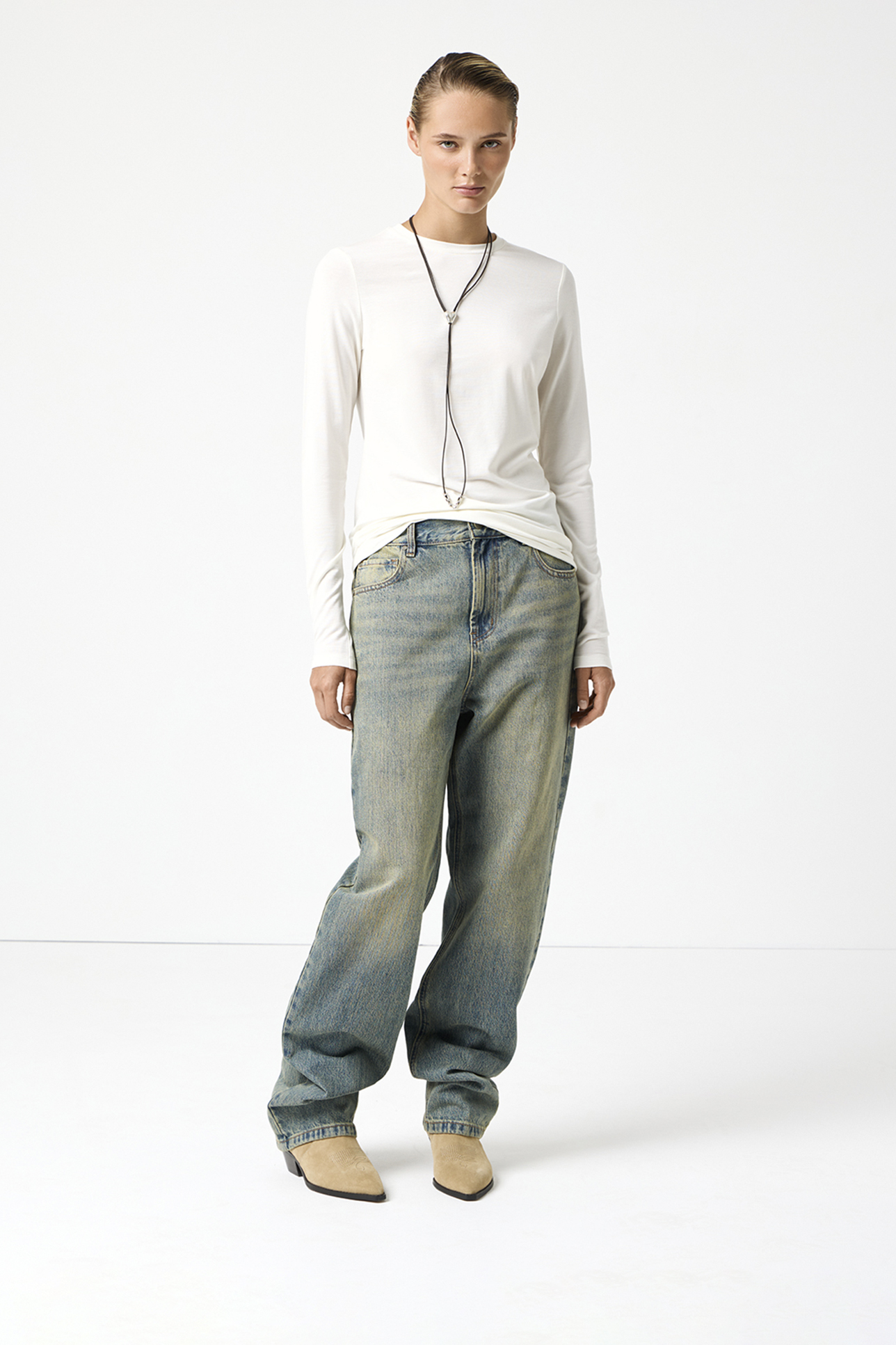 

Лонгслив тонкий трикотаж с шерстью молочного цвета, XS