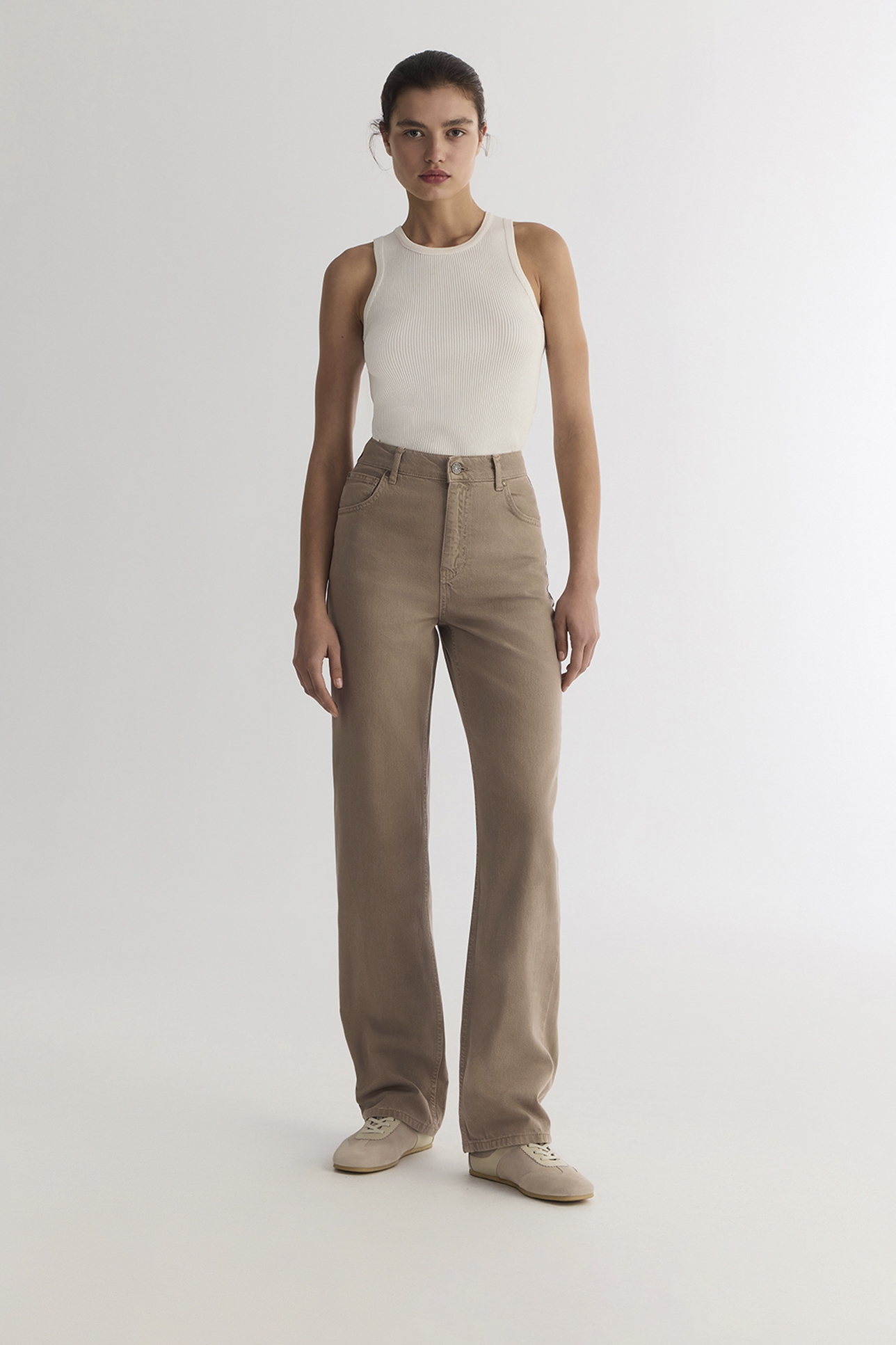 

Джинсы Straight Fit ST100 бежевого цвета, 25/32