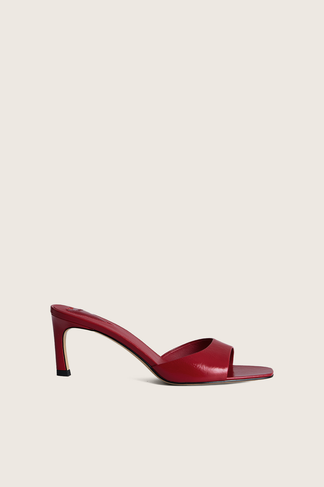 

Мюли с декором в виде сердца, 39