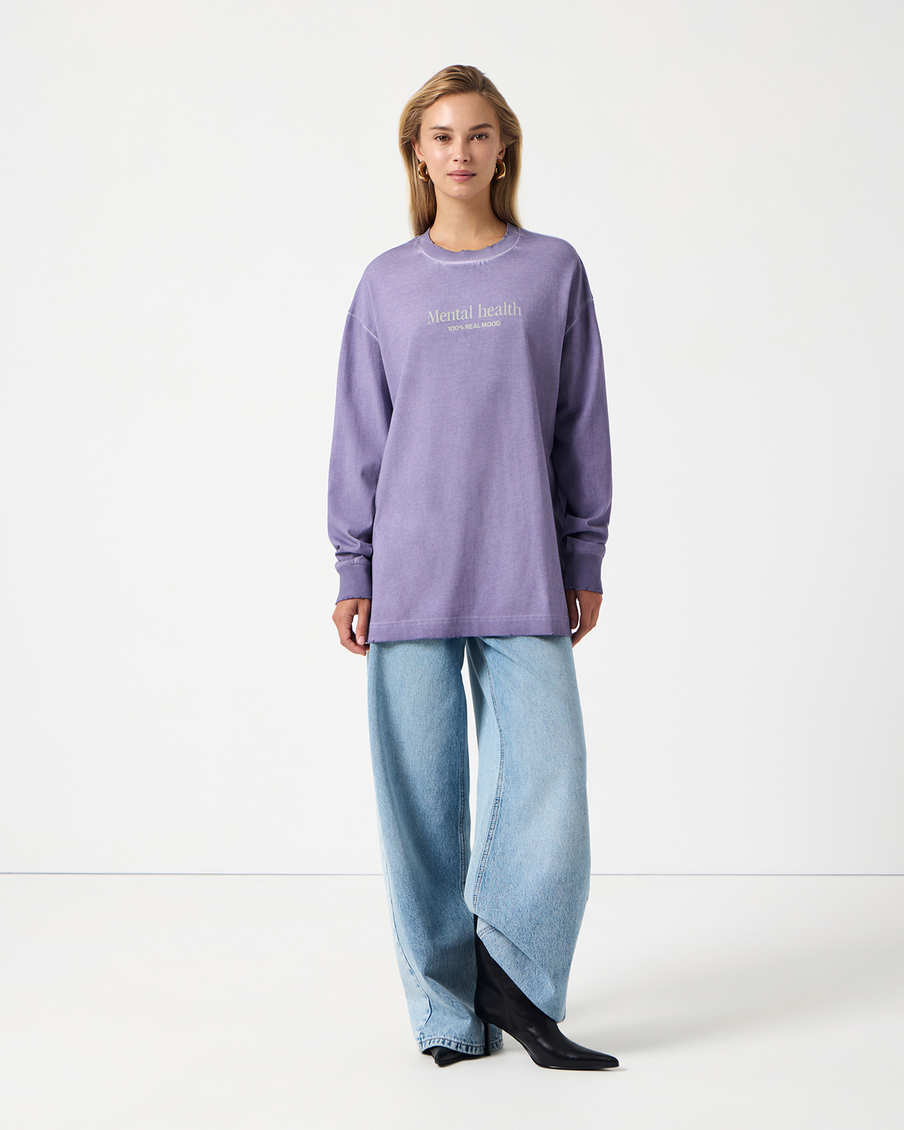 

Футболка с длинным рукавом LIMITED сиреневого цвета, S