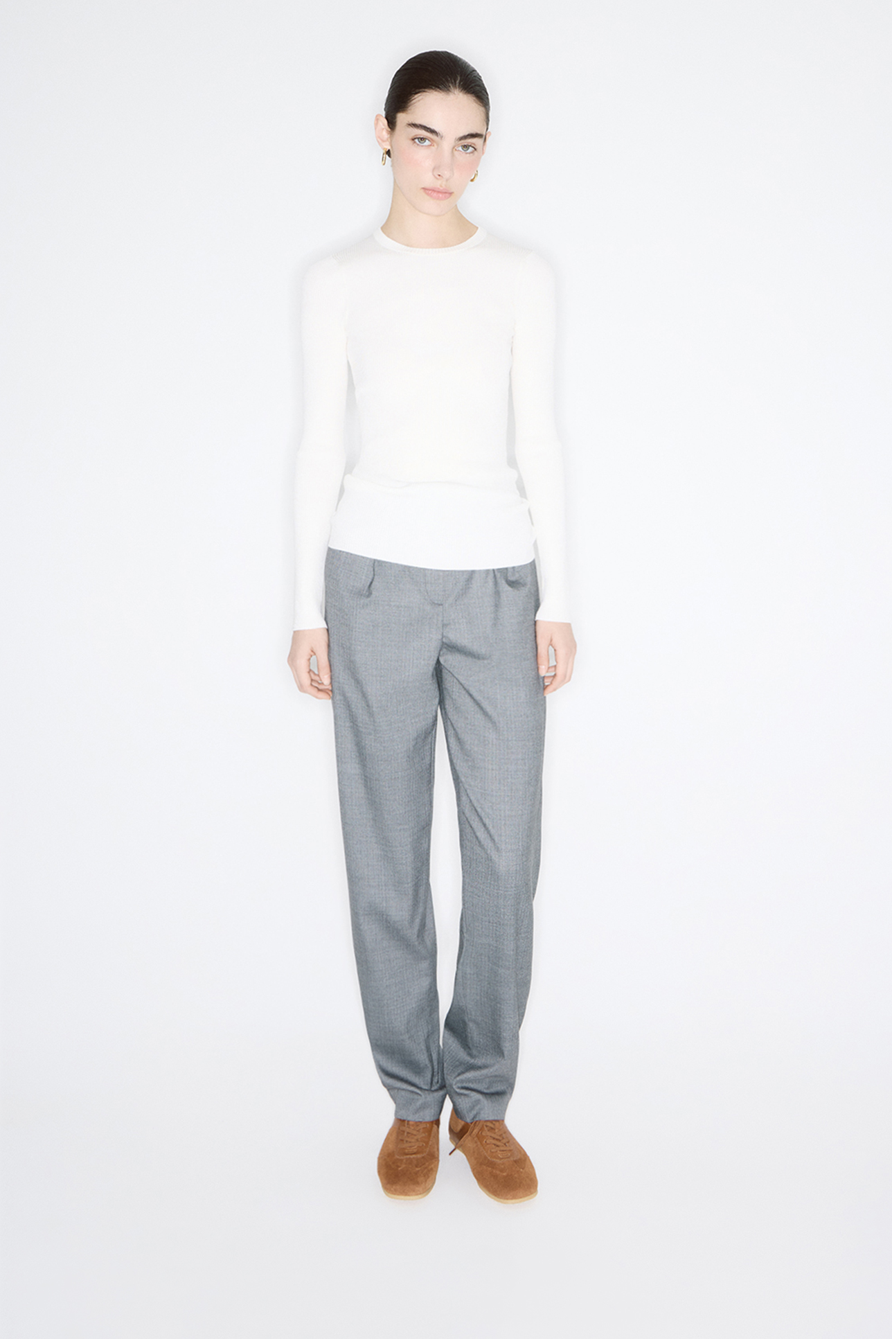 

Вязаный прилегающий джемпер молочного цвета, S