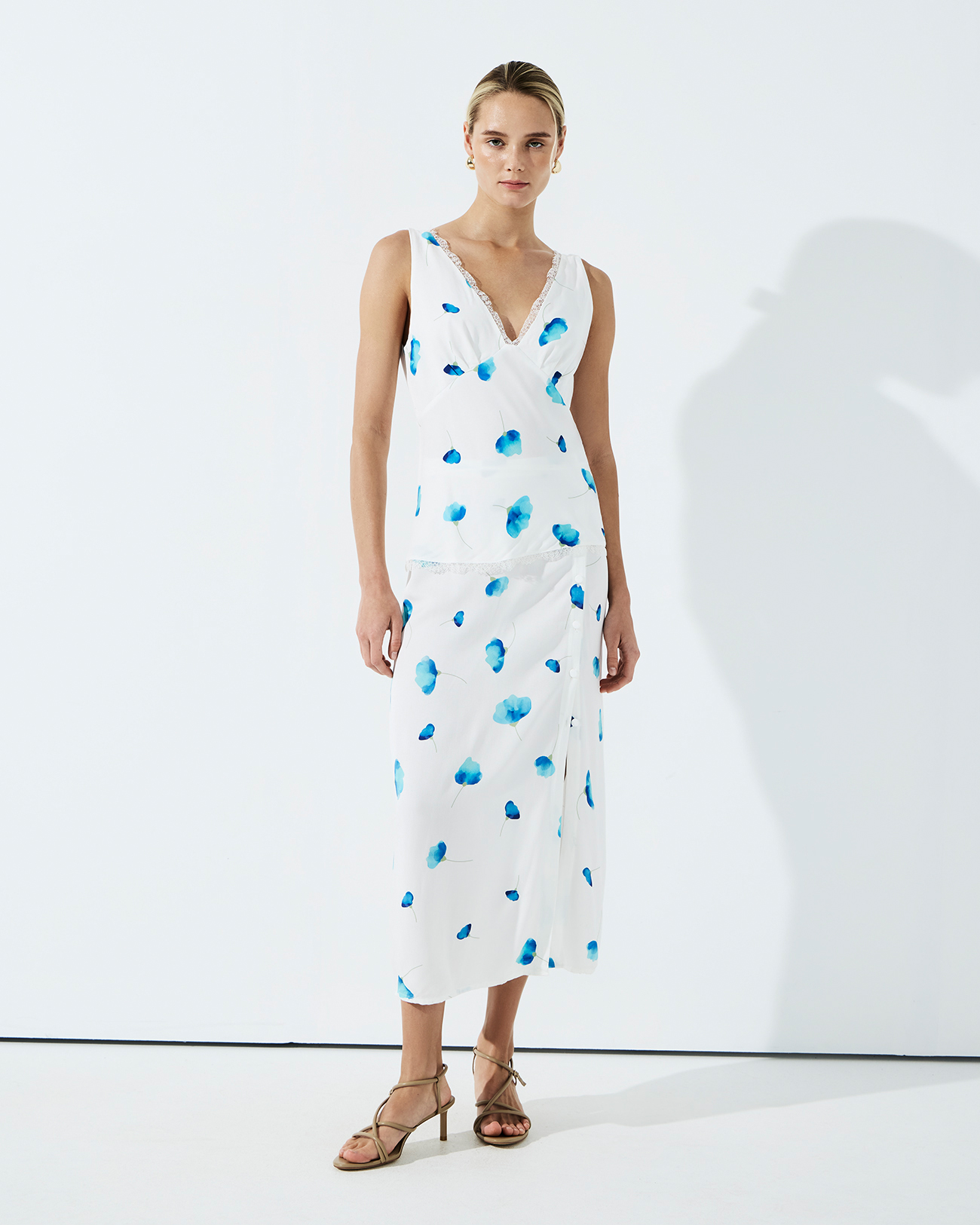 

Юбка миди белого цвета, XS