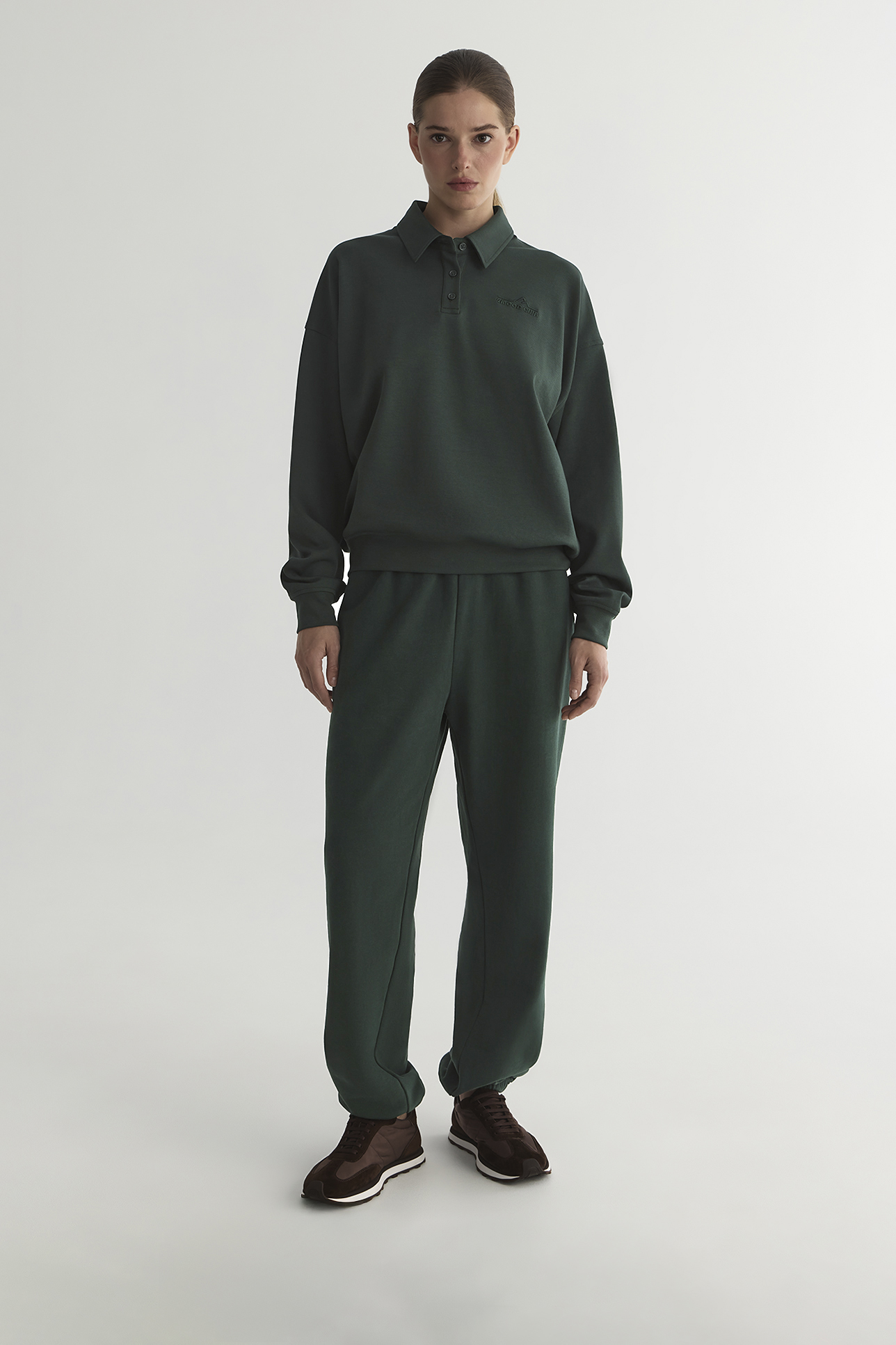 

Свитшот-поло с вышивкой темно-зеленого цвета, S