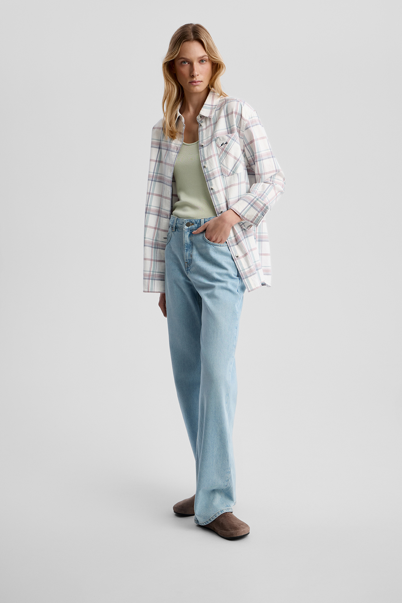 

Джинсы Straight Fit ST100 арктического цвета, 25/30