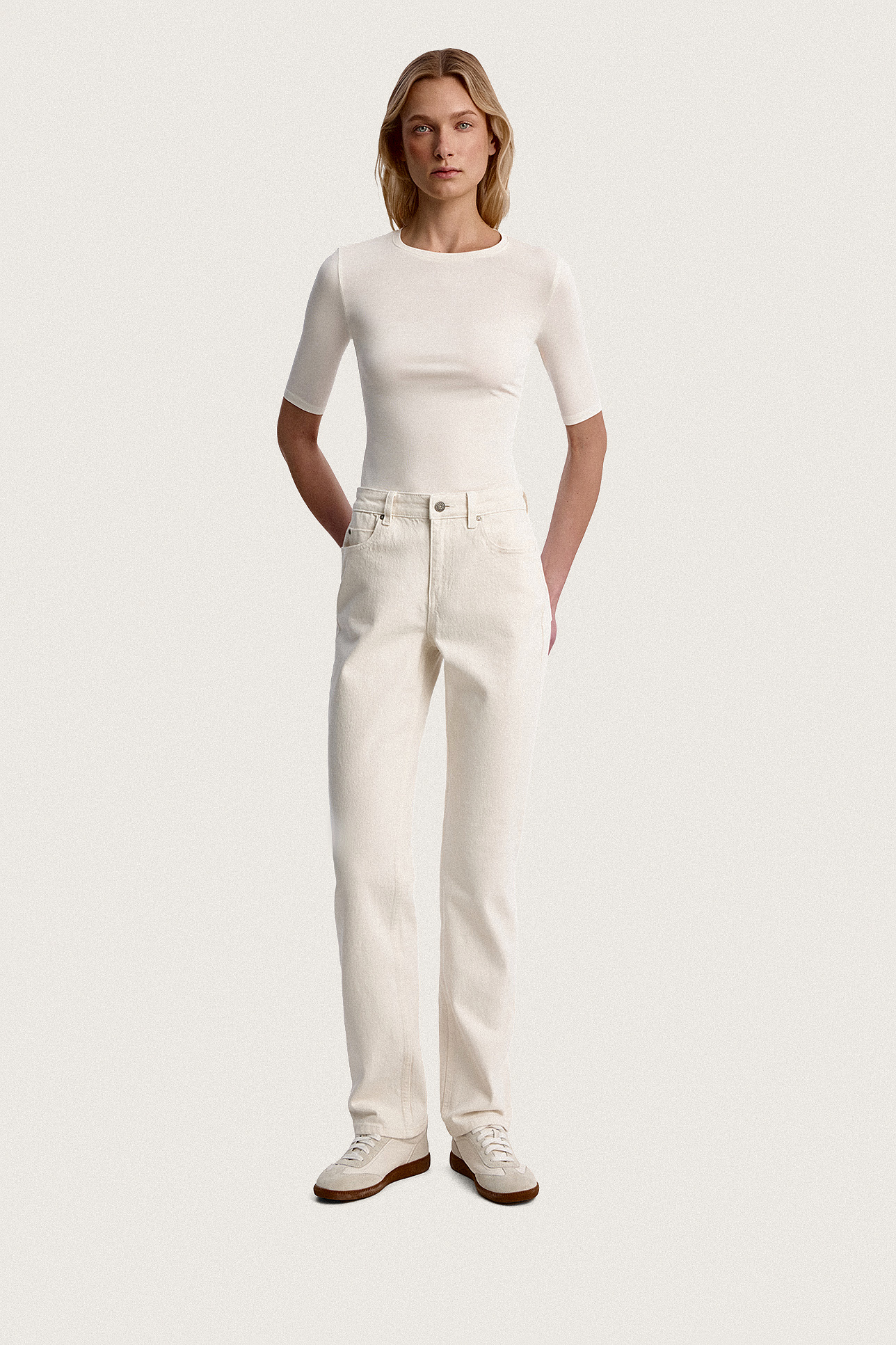 

Футболка облегающая с удлиненным рукавом, L