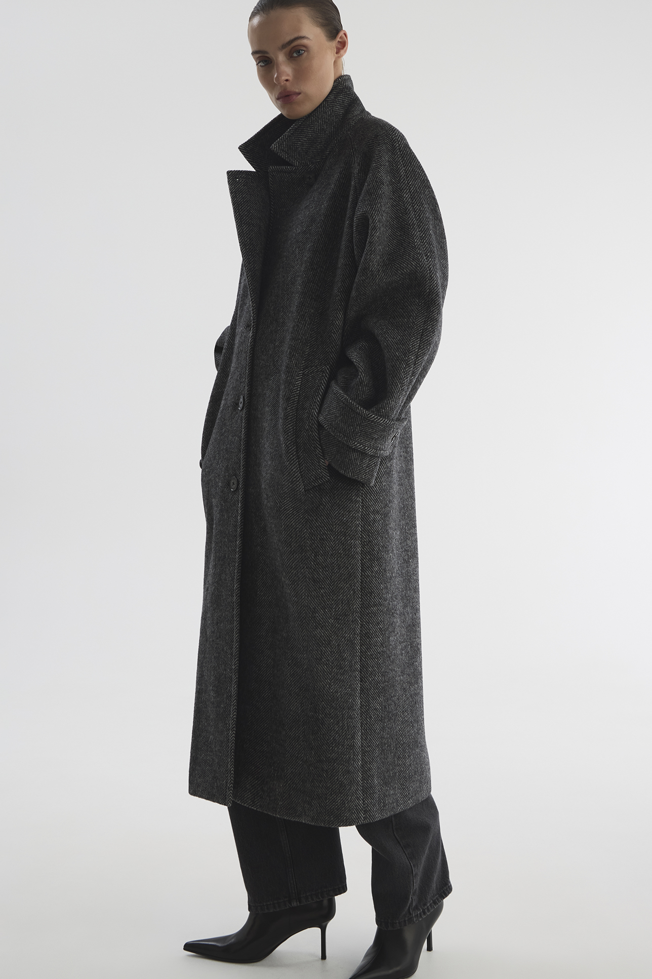 

Пальто oversize в елочку темно-серого цвета, XS