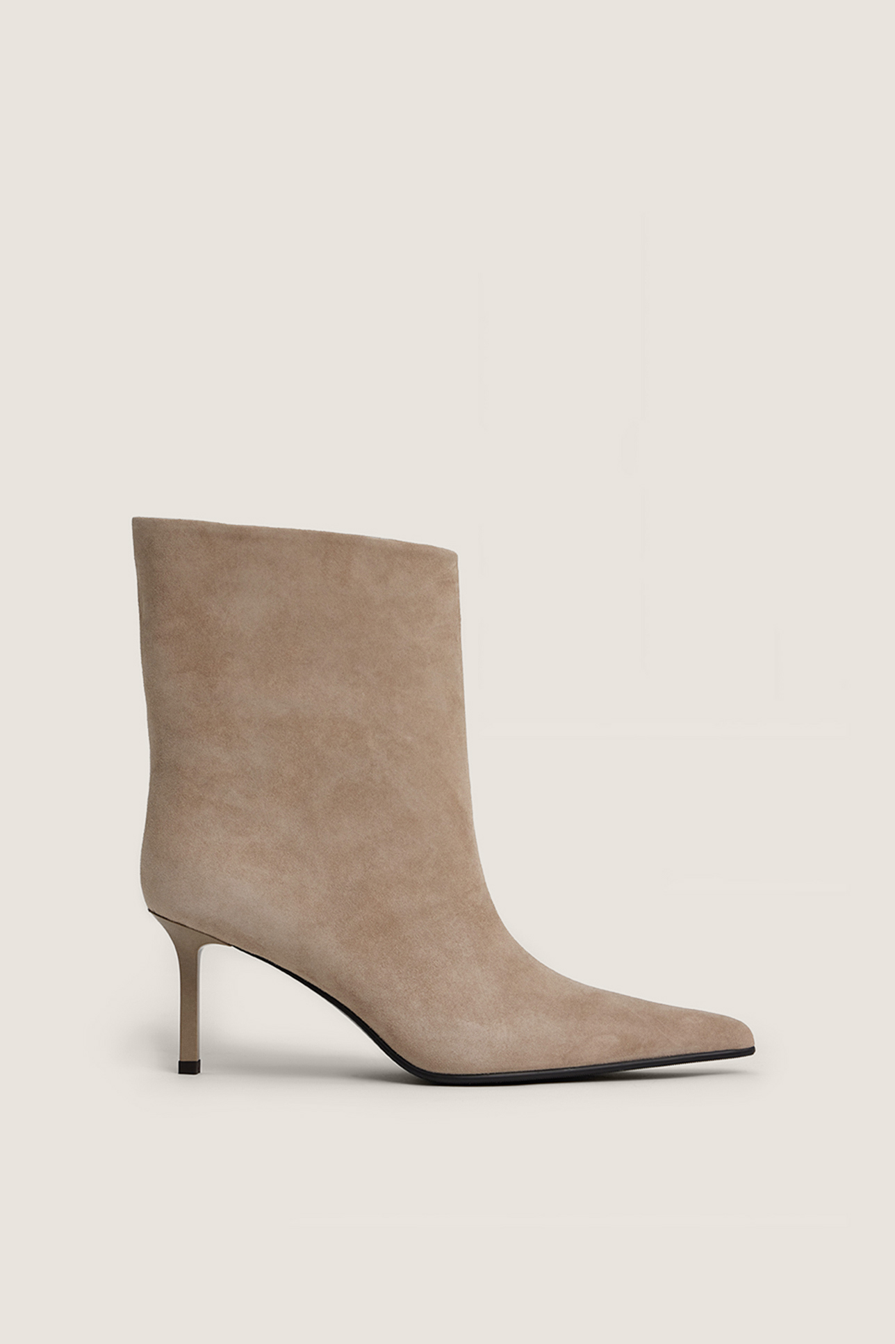 

Ботильоны с острым мысом серо-бежевого цвета, 37