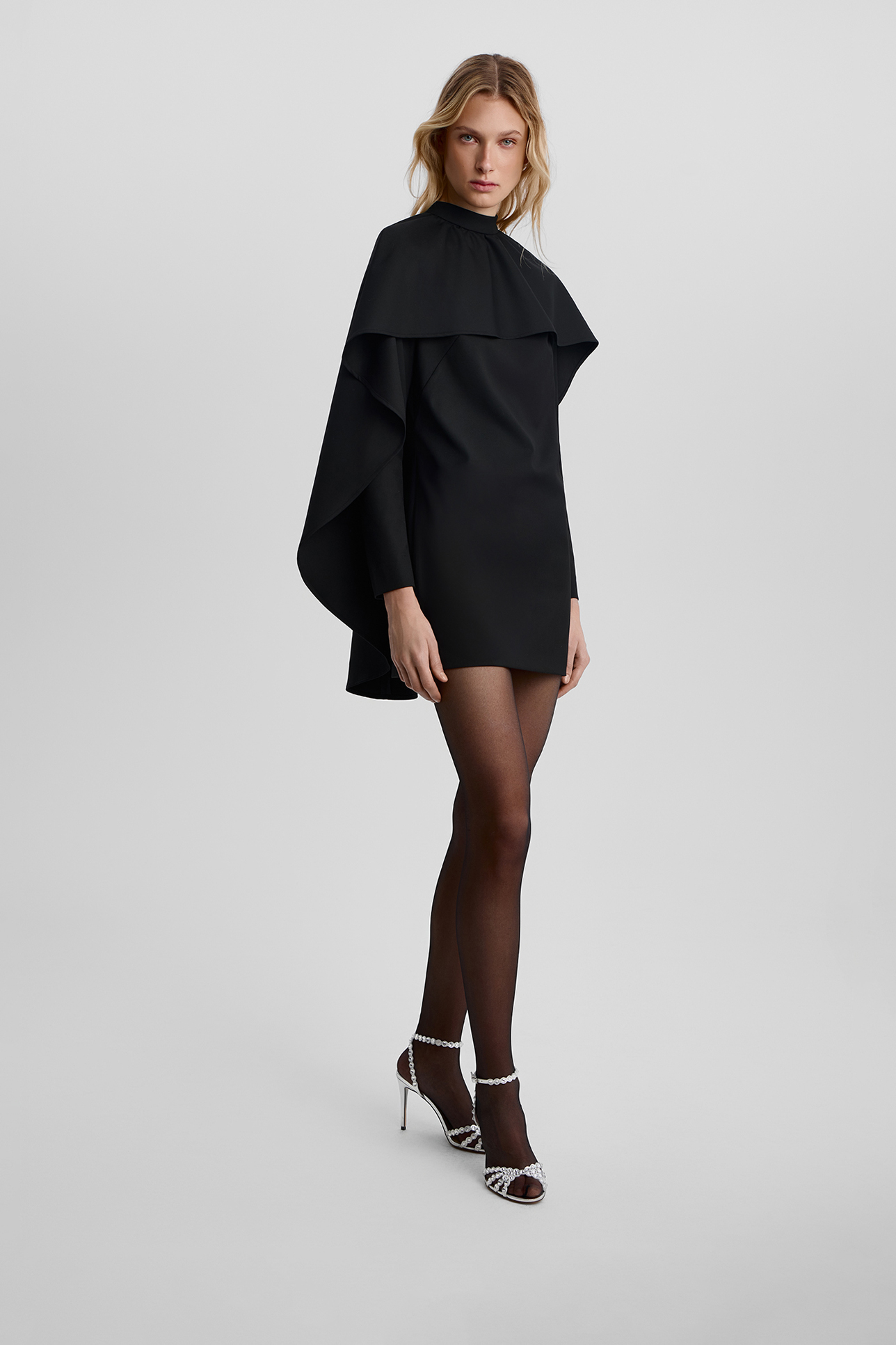 

Платье с кейпом черного цвета, XS