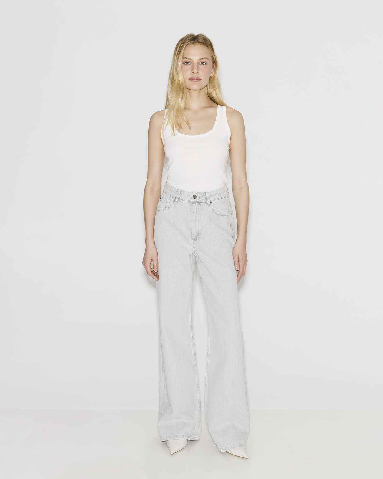 

Джинсы Wide Leg WL103 светло-серого цвета, 27/32