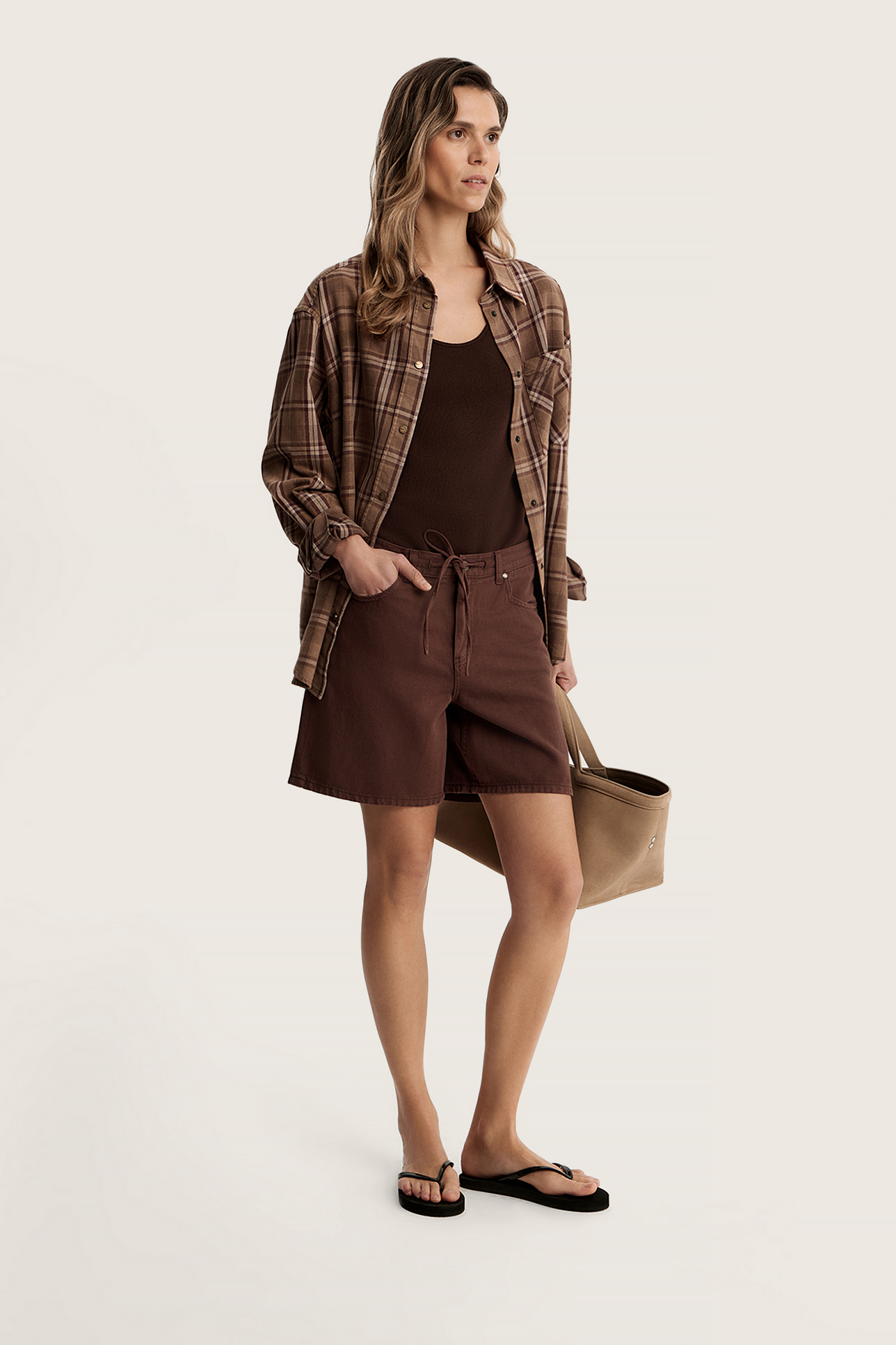 

Шорты со льном шоколадного цвета, 29