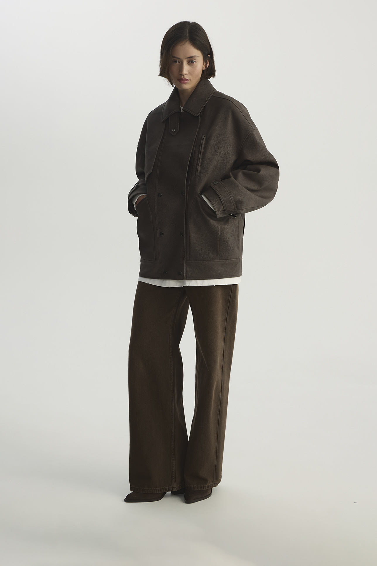 

Куртка-бомбер из экозамши коричневого цвета, L