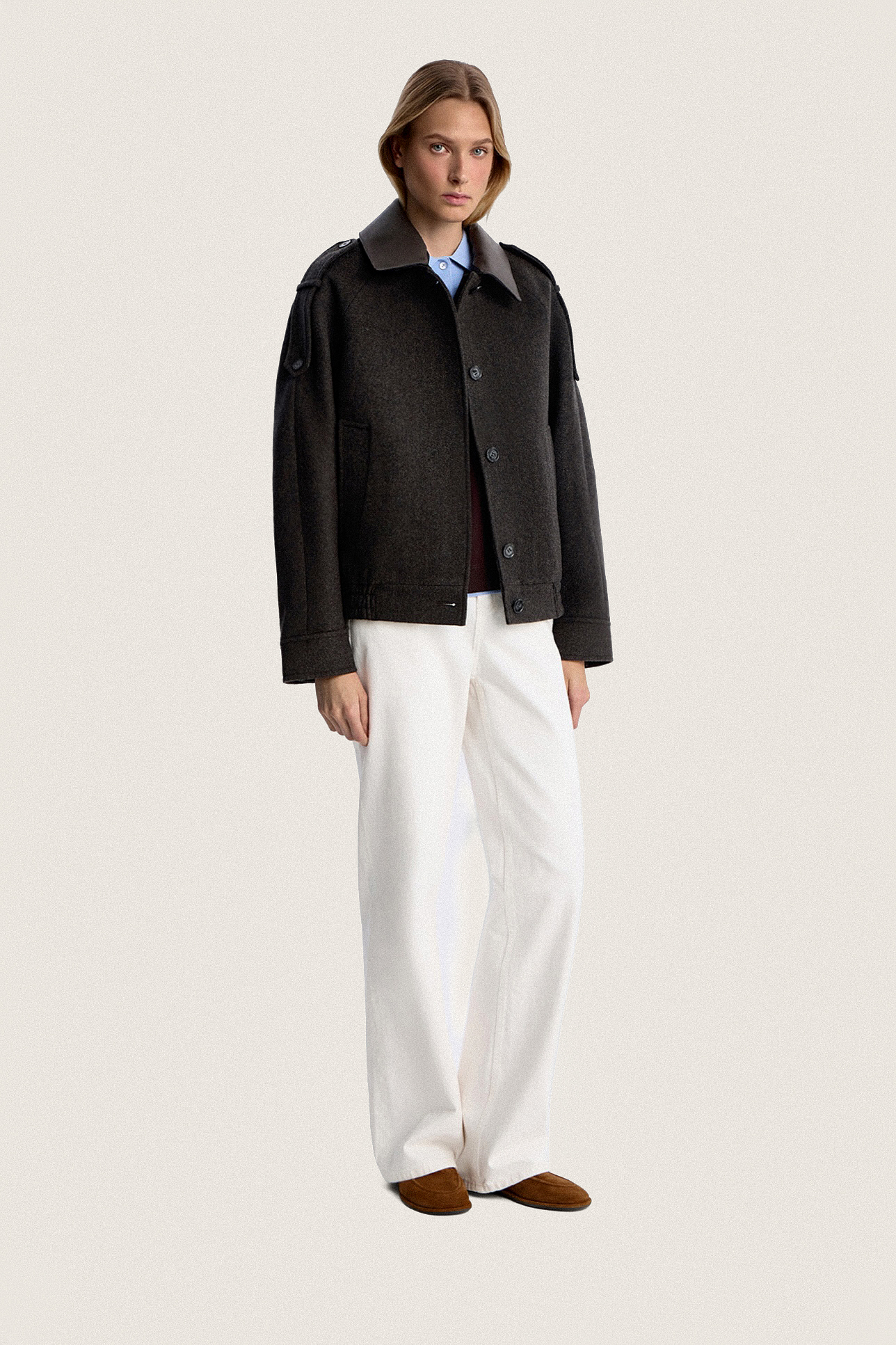 

Шерстяной бомбер с отделкой из кожи, S