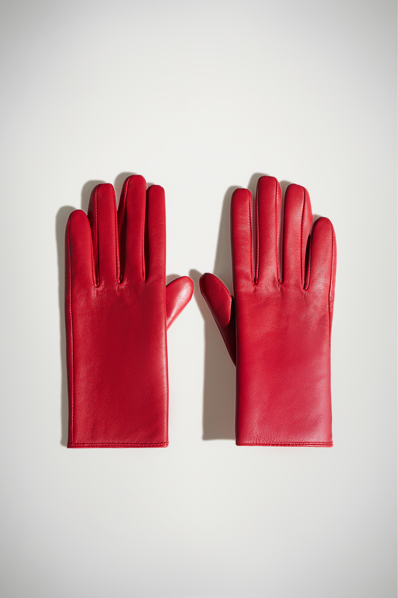 

Кожаные перчатки красного цвета, 7,5