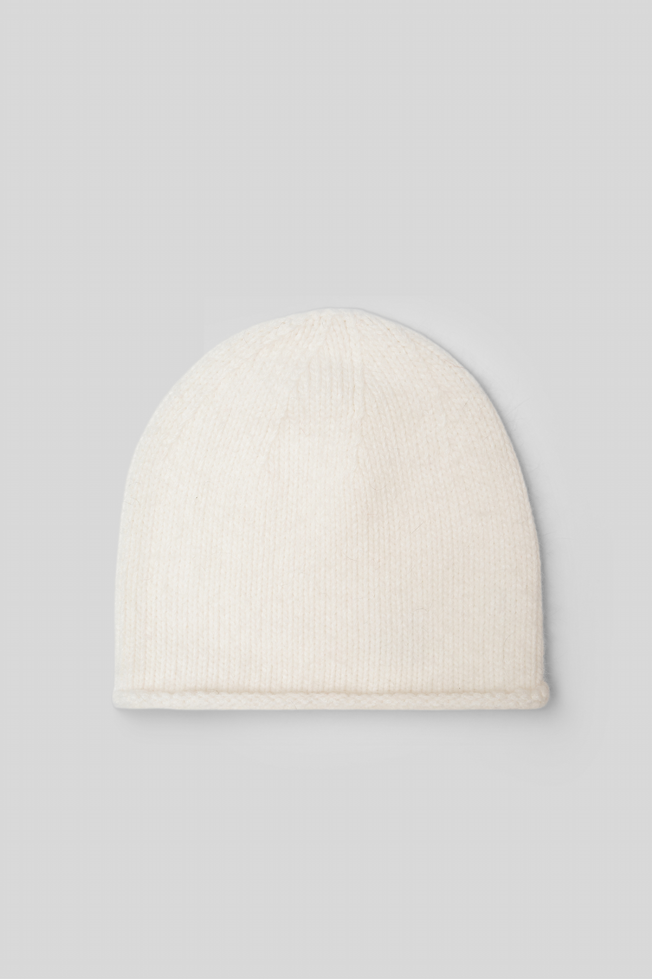 

Шапка из ангорской шерсти молочного цвета, OS