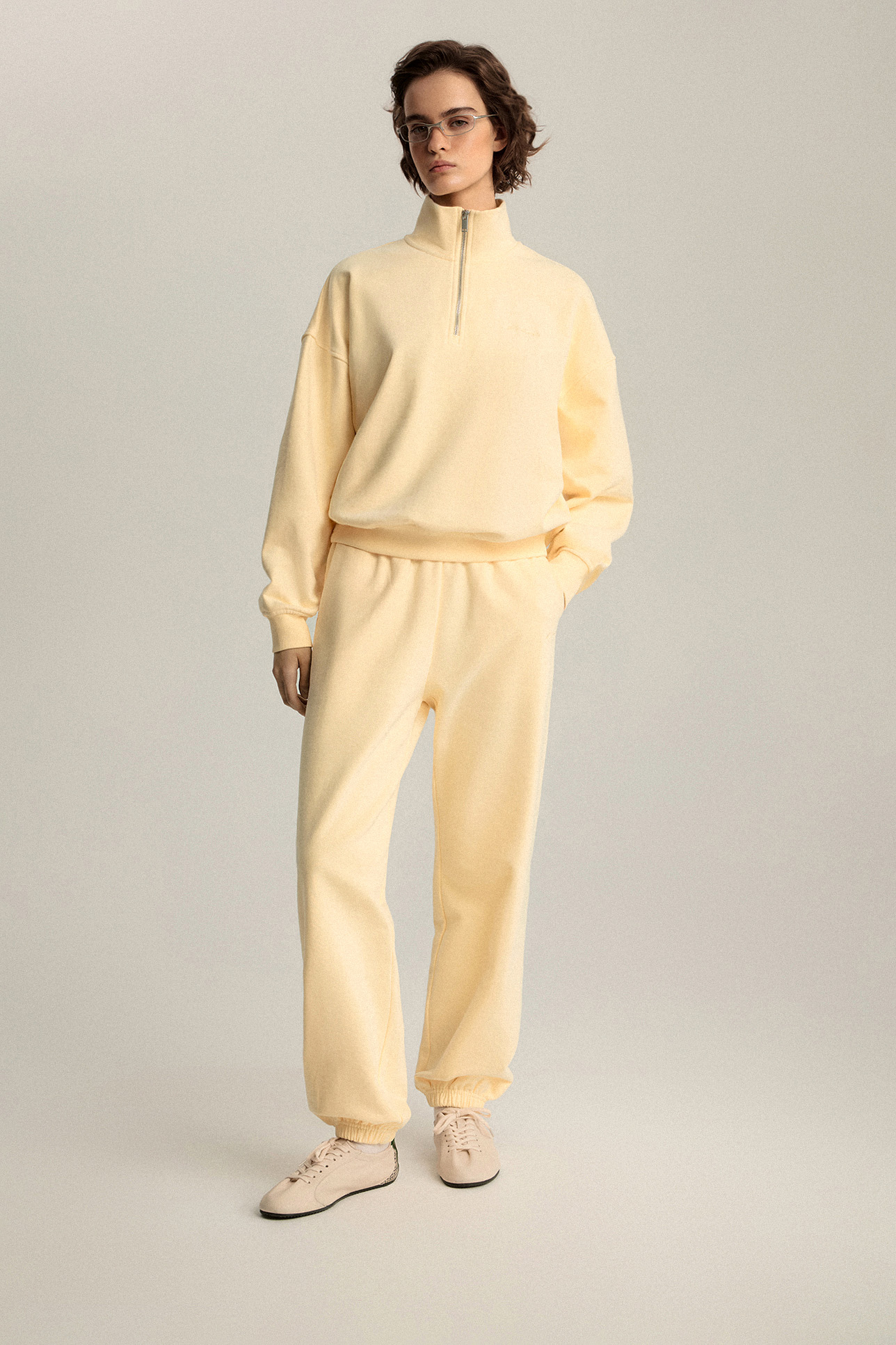 

Анорак из футера с вышивкой, M