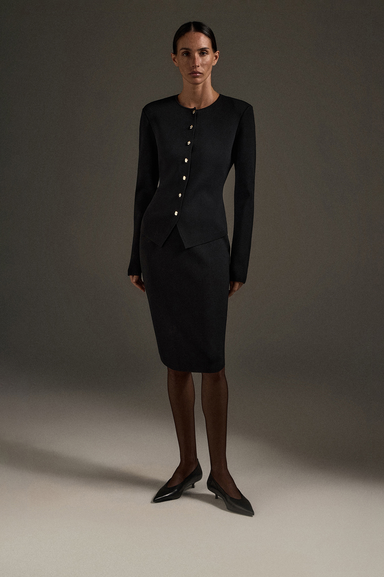 

Кардиган приталенного силуэта черного цвета, XS