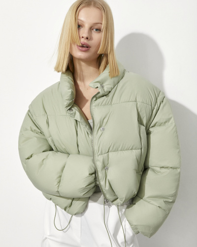 Куртка утепленная зеленого цвета